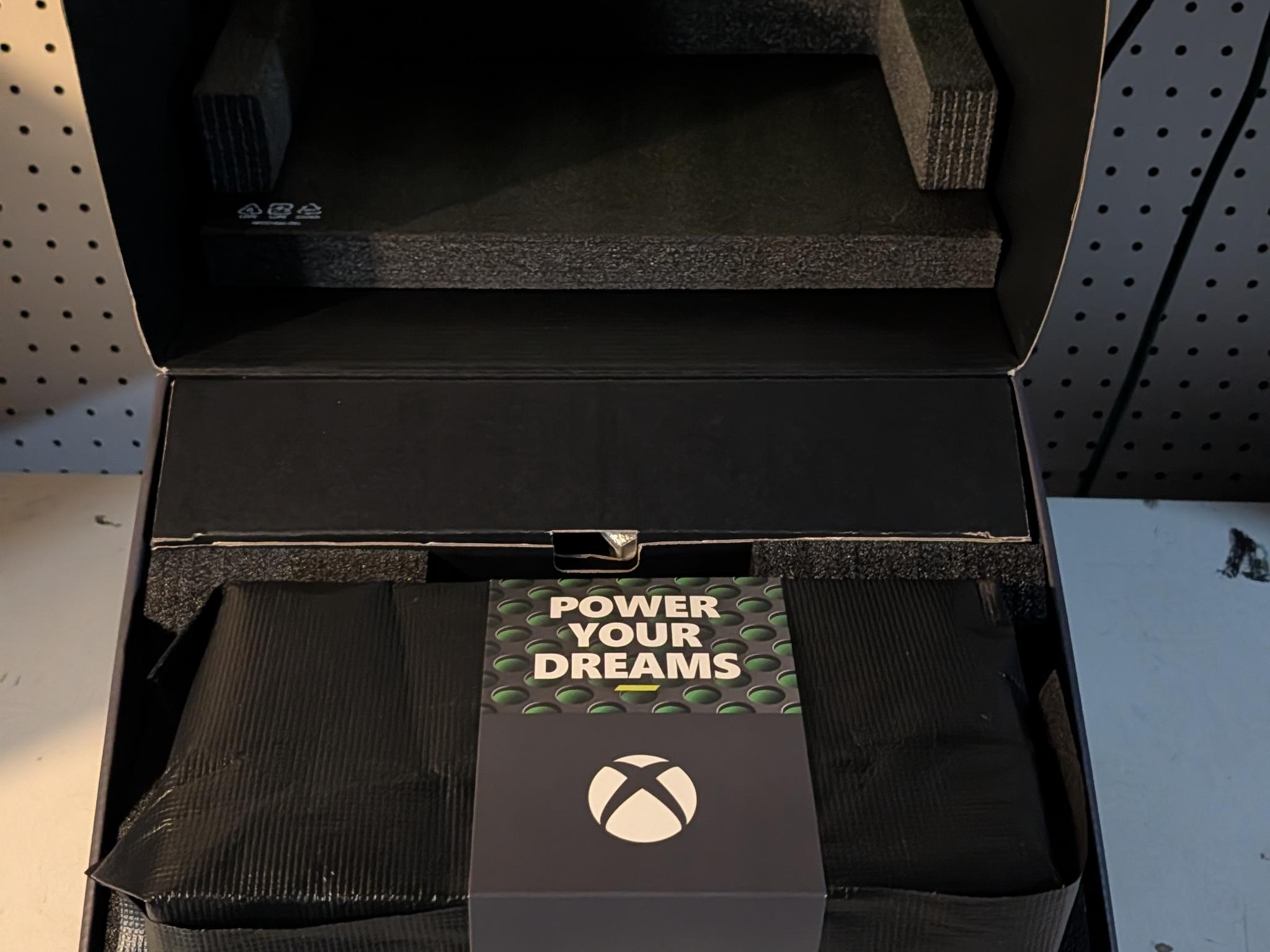 Xbox Series X complete in box