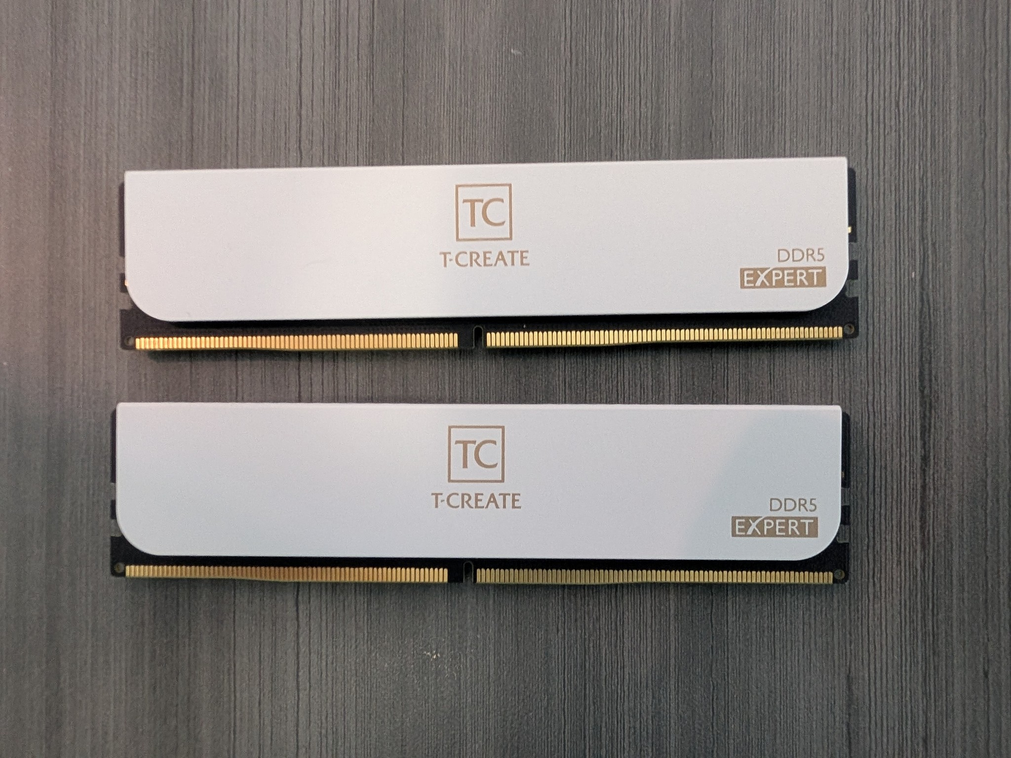 TEAMGROUP T-Create Expert Overclocking 10L DDR5 32GB Kit (2 x 16GB) 6000MHz (PC5-48000) CL30 White