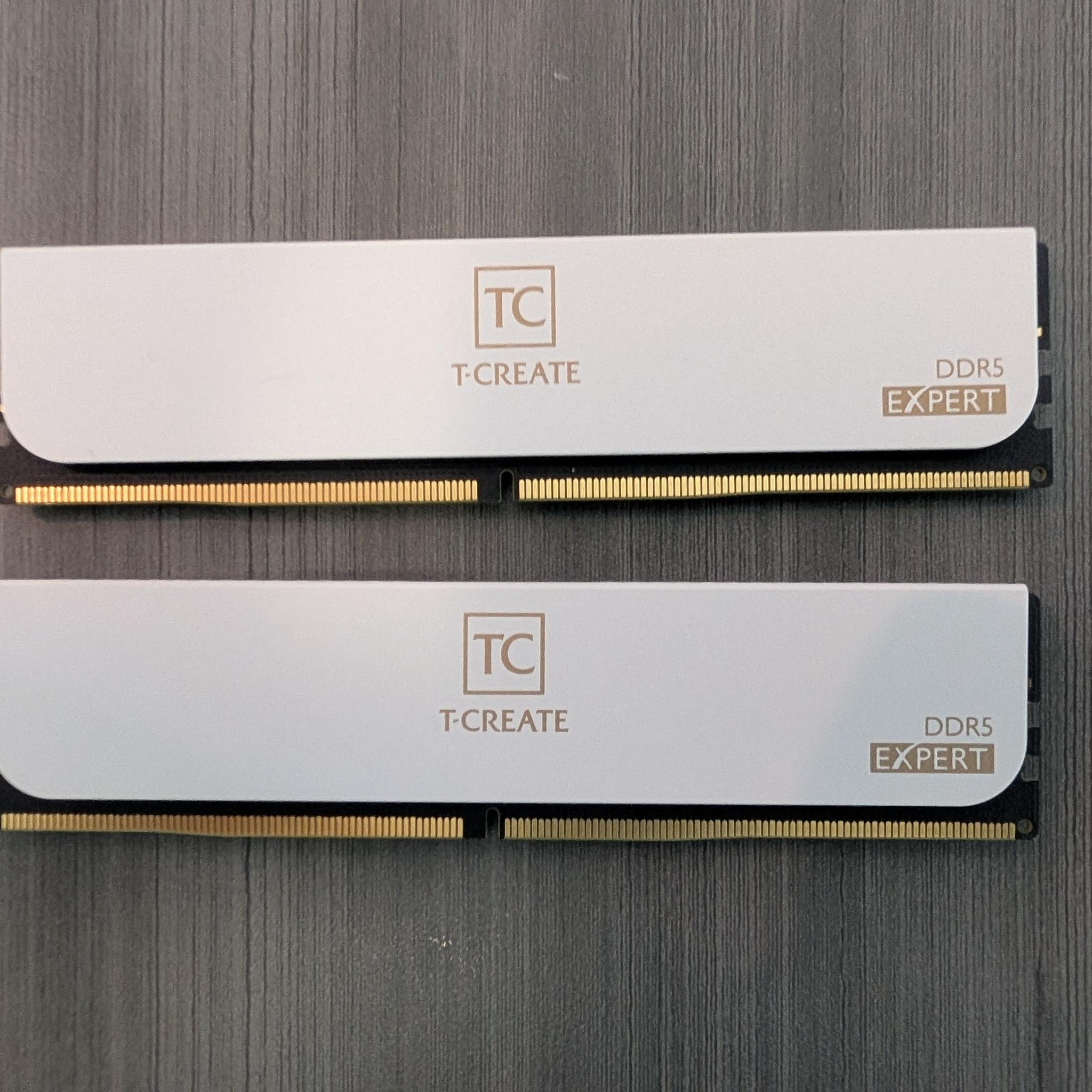 TEAMGROUP T-Create Expert Overclocking 10L DDR5 32GB Kit (2 x 16GB) 6000MHz (PC5-48000) CL30 White