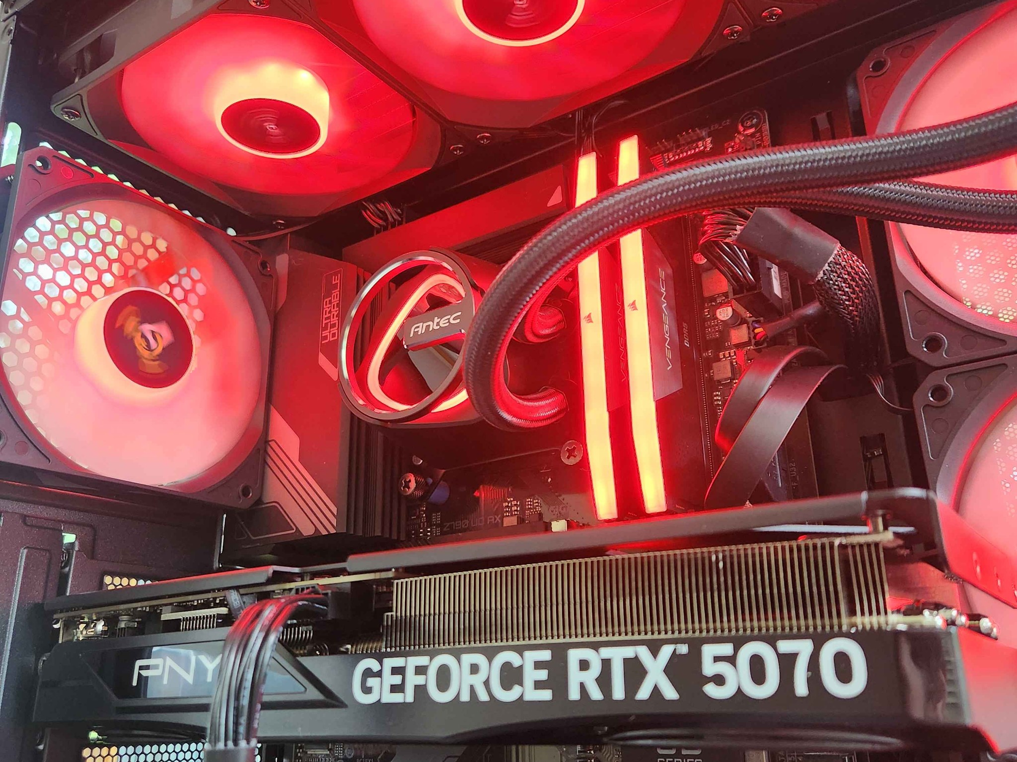 🍀RTX 5070 | Core i7-12700K | 32GB DDR5 | 1TB NVMe | WiFi | Windows 11