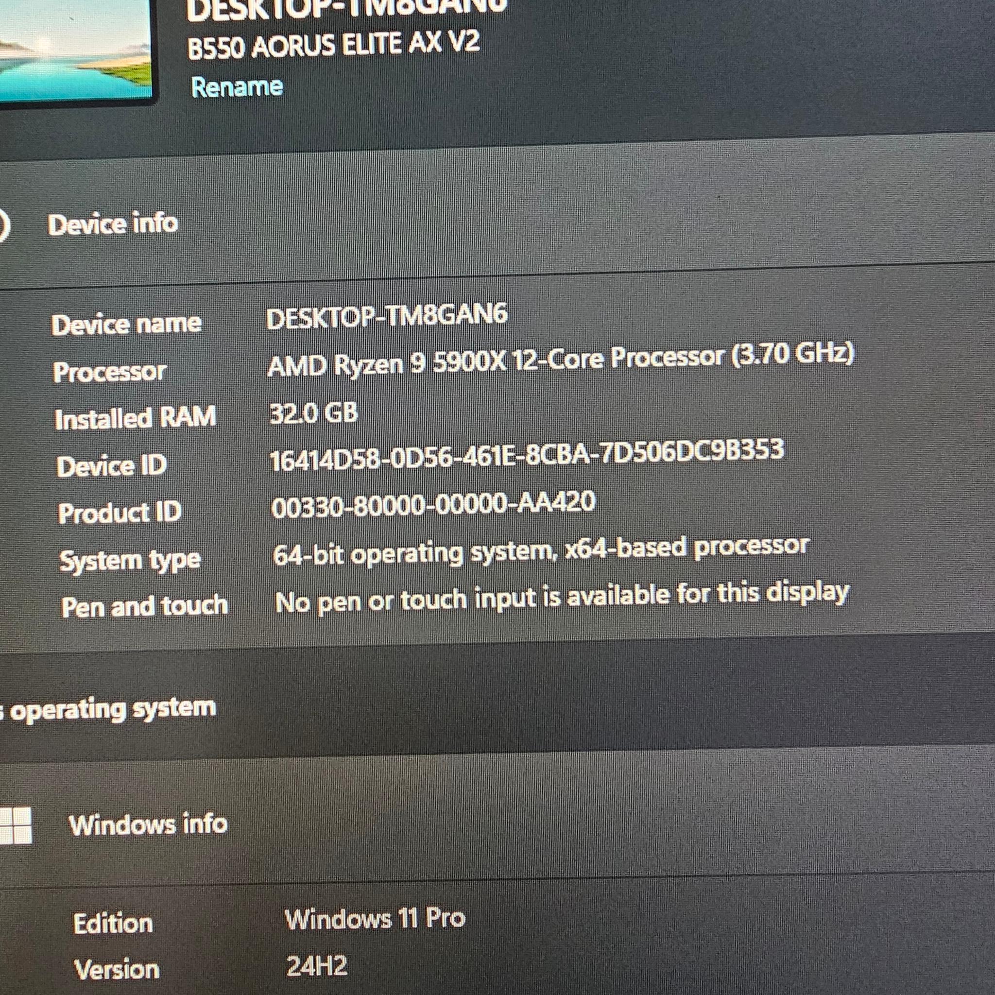 White Gaming PC | Ryzen 9 5900X | 32GB RAM | RX 6800XT 16GB | 1TB | Windows 11 Pro |