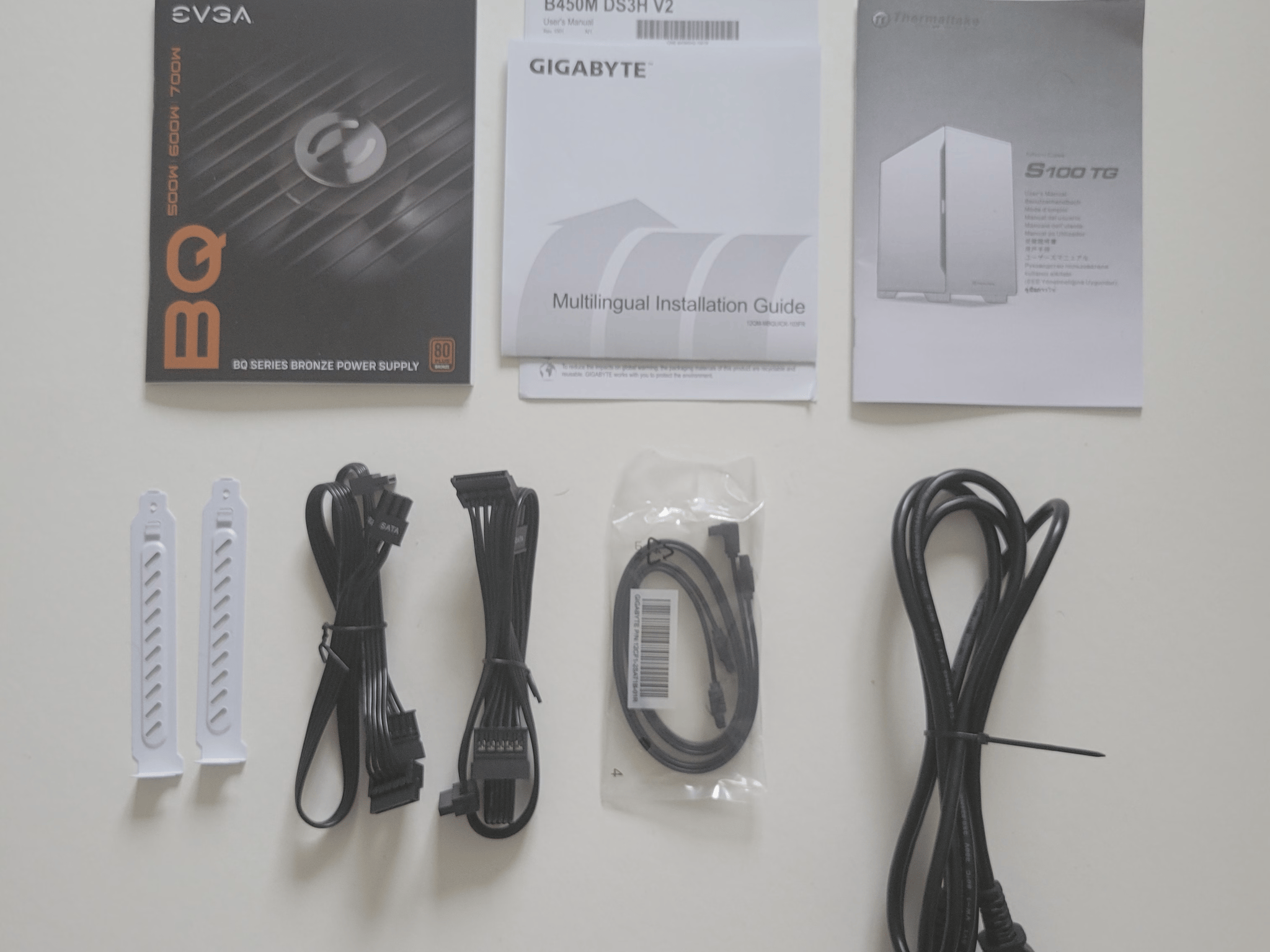 Newly Built Budget Gaming PC Ryzen 5 2600X / Rx 580