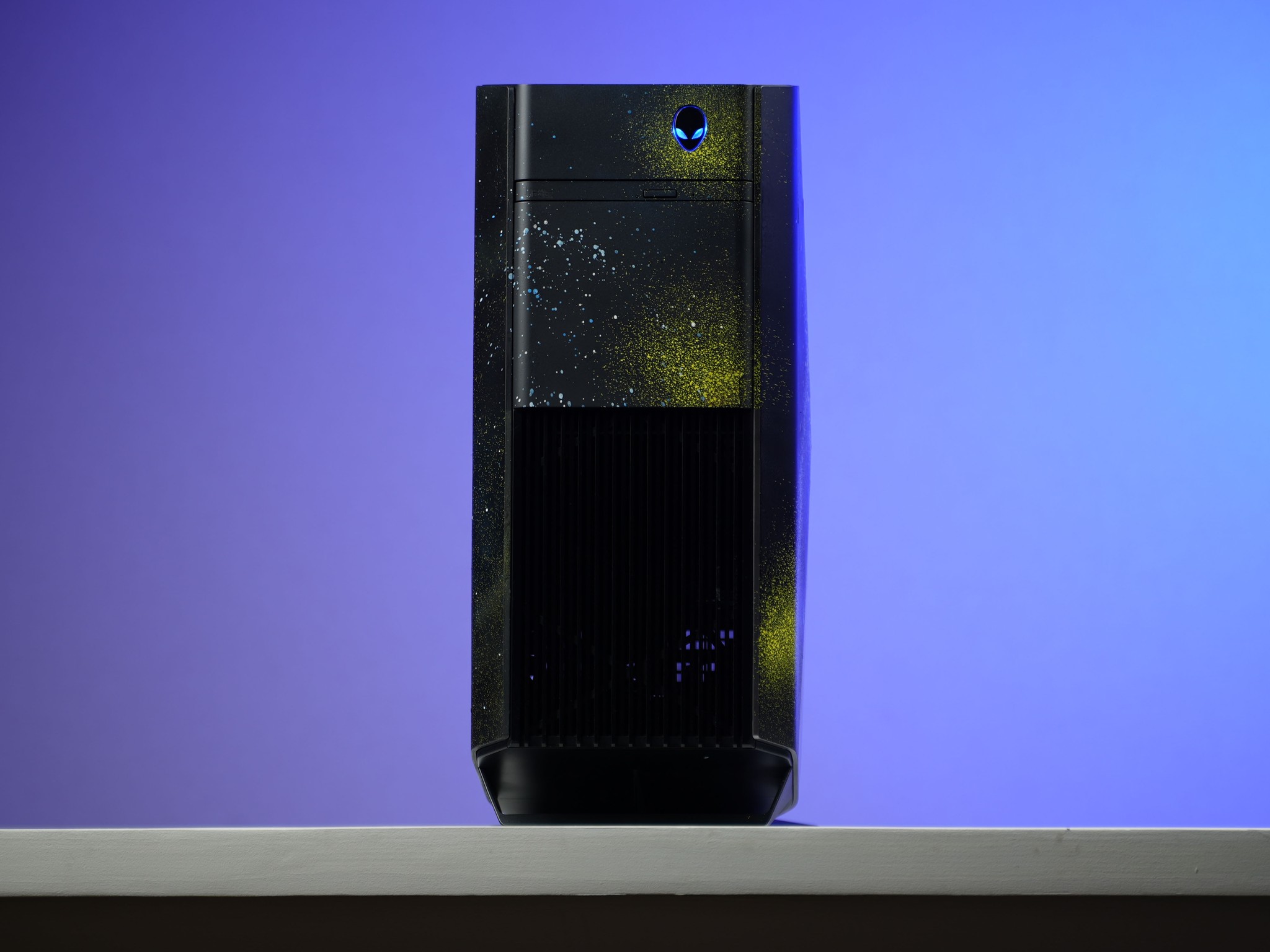 “Alienform 6” GTX 1070 Intel Core i7 7700k 16GB .7TB Windows 11 Gaming PC Powerhouse