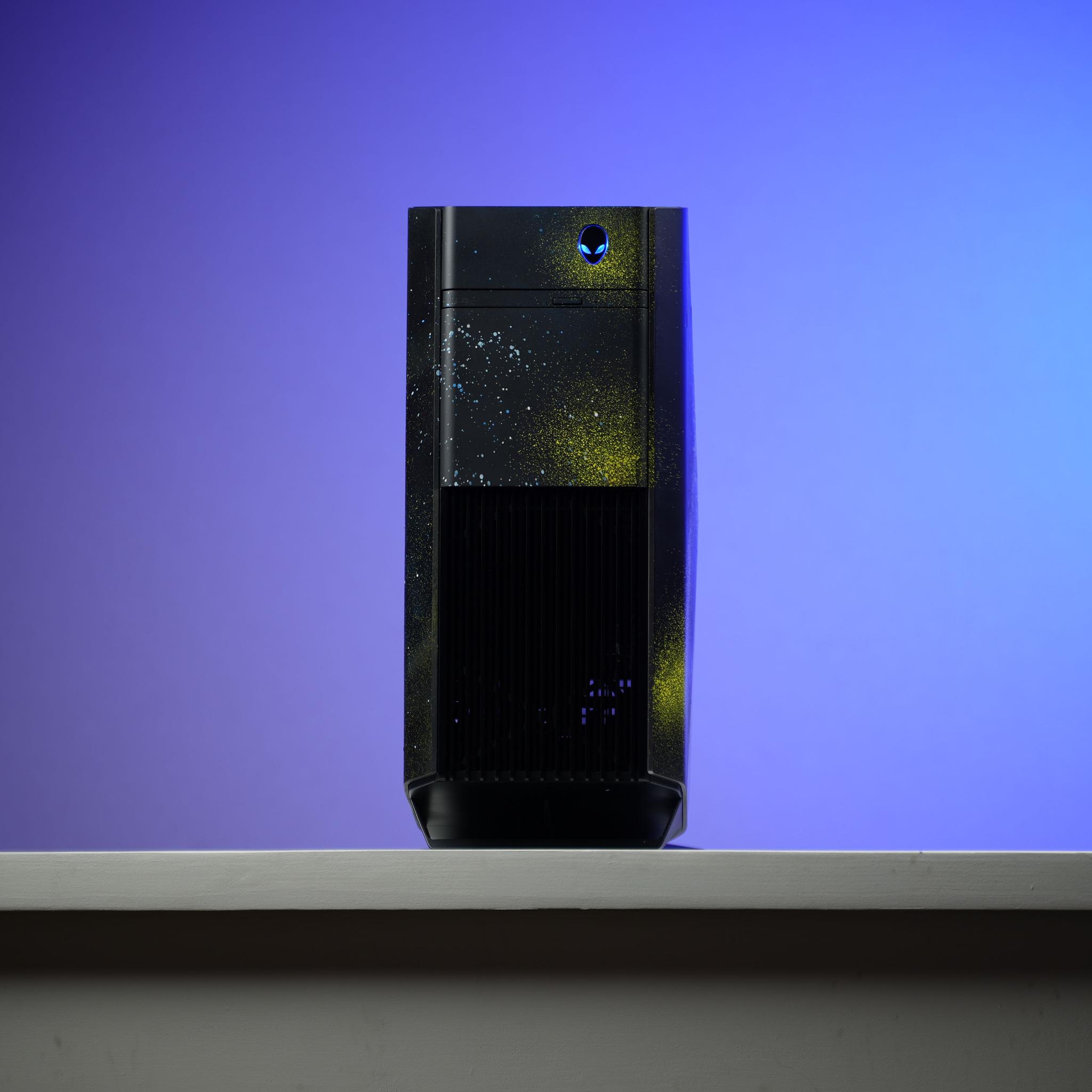 “Alienform 6” GTX 1070 Intel Core i7 7700k 16GB .7TB Windows 11 Gaming PC Powerhouse