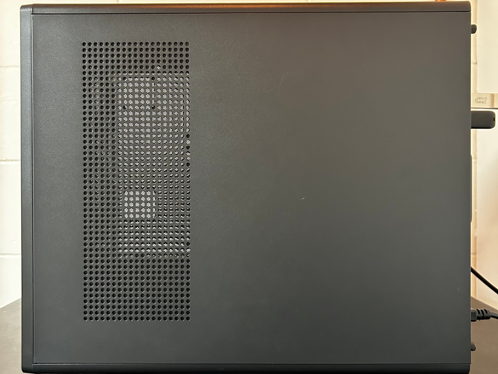 Premium 1080p Walnut Build | Ryzen 5 5600 | RTX 3060 12GB | 16GB RAM