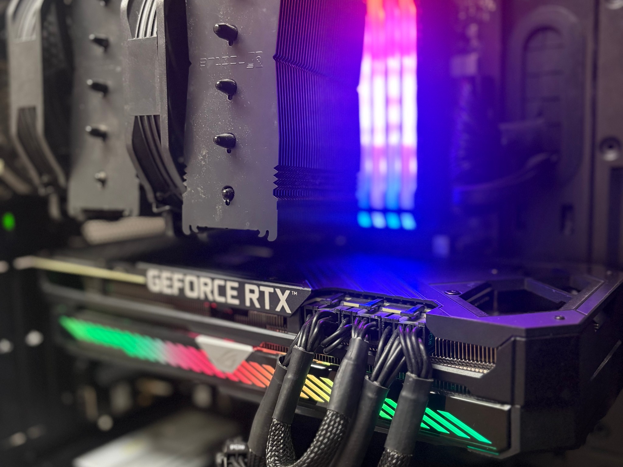 GAMING PC / RTX 3080 / R7 5800X / 32GB DDR4 3200MHz / 500GB M.2 SSD