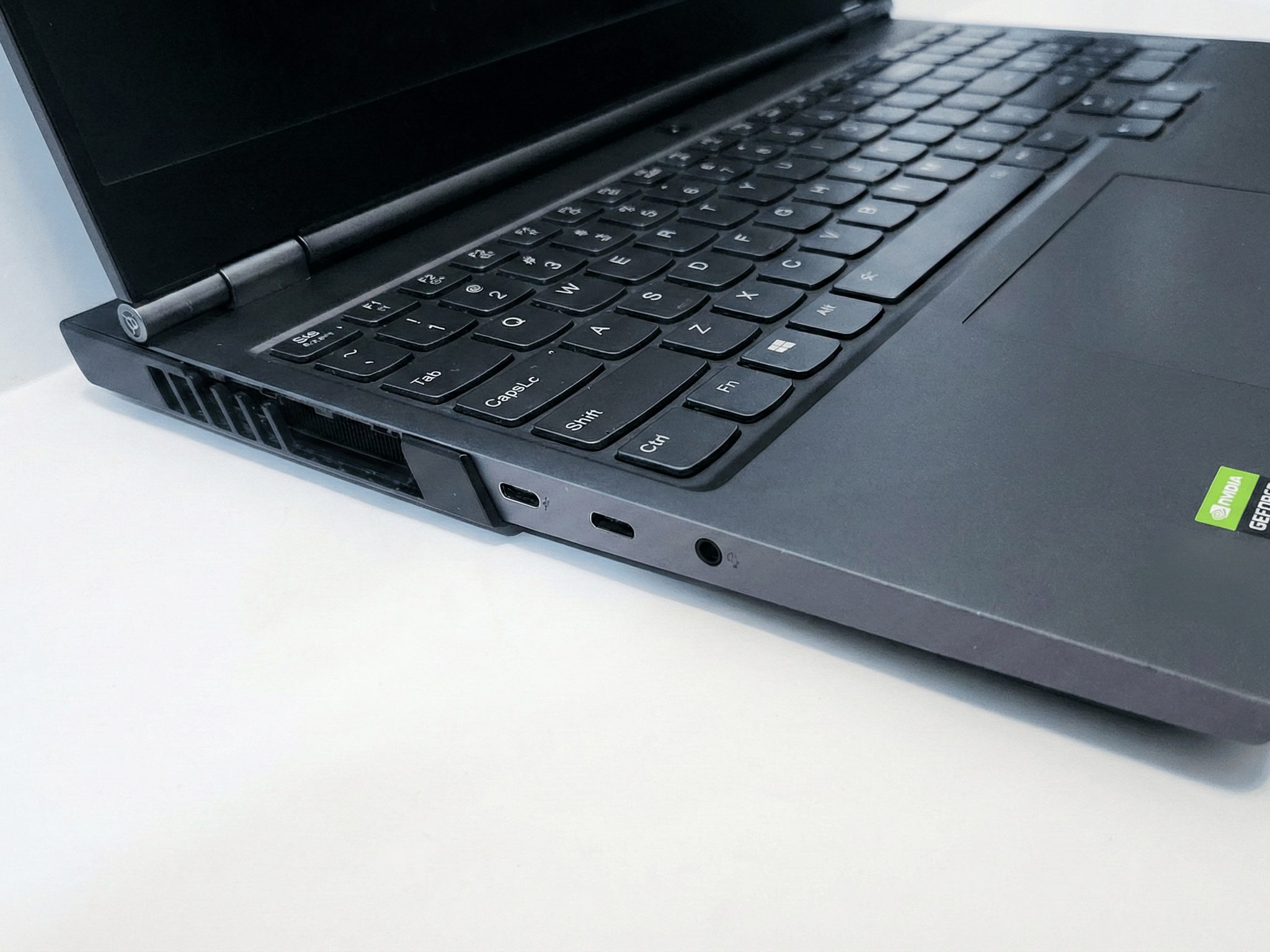 Lenovo Legion 7 15IMH05 RTX 2060