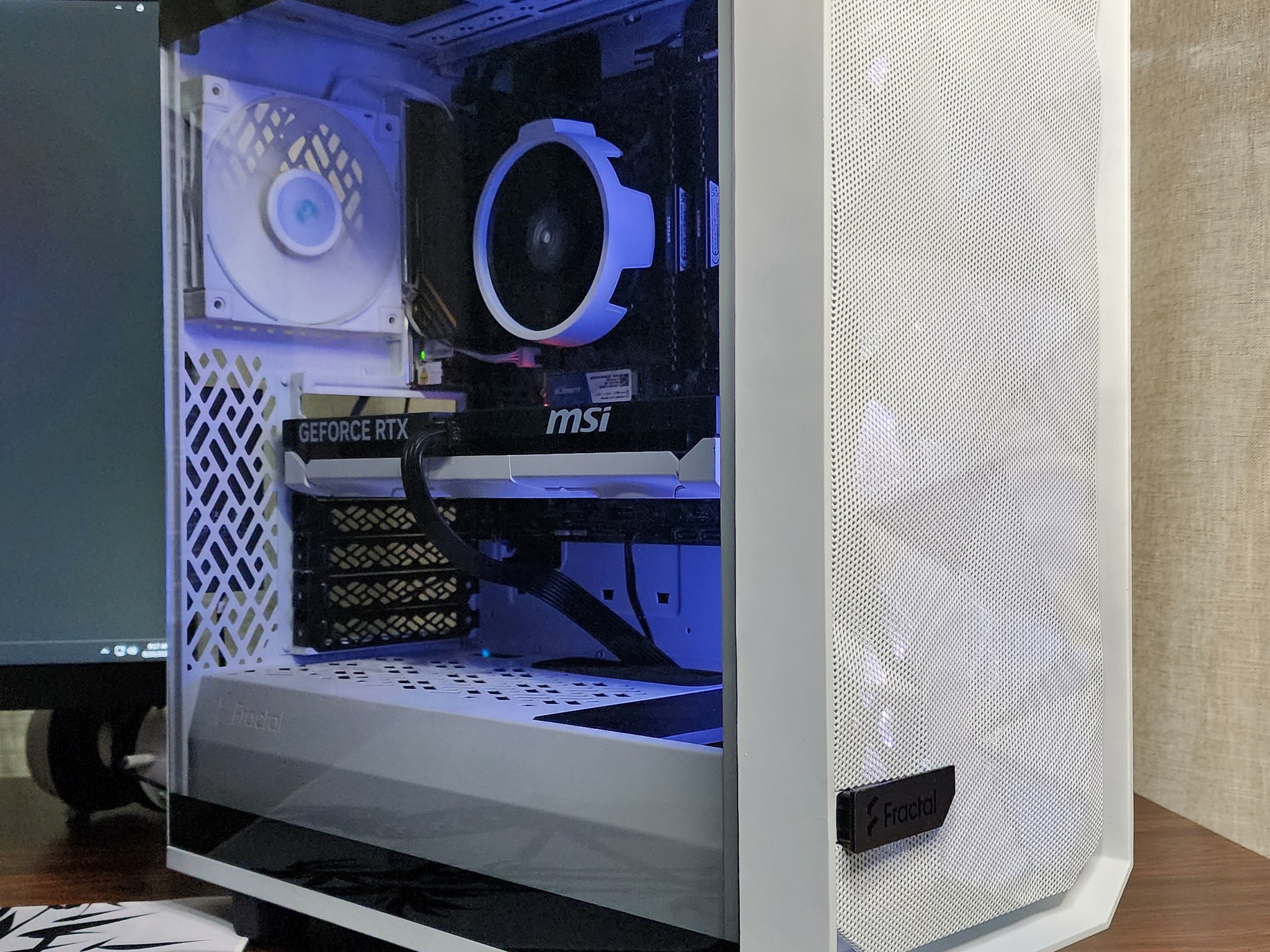 Gaming PC Ryzen 7 5800XT RTX 5060 8GB 32GB RAM 500GB NVMe WiFi