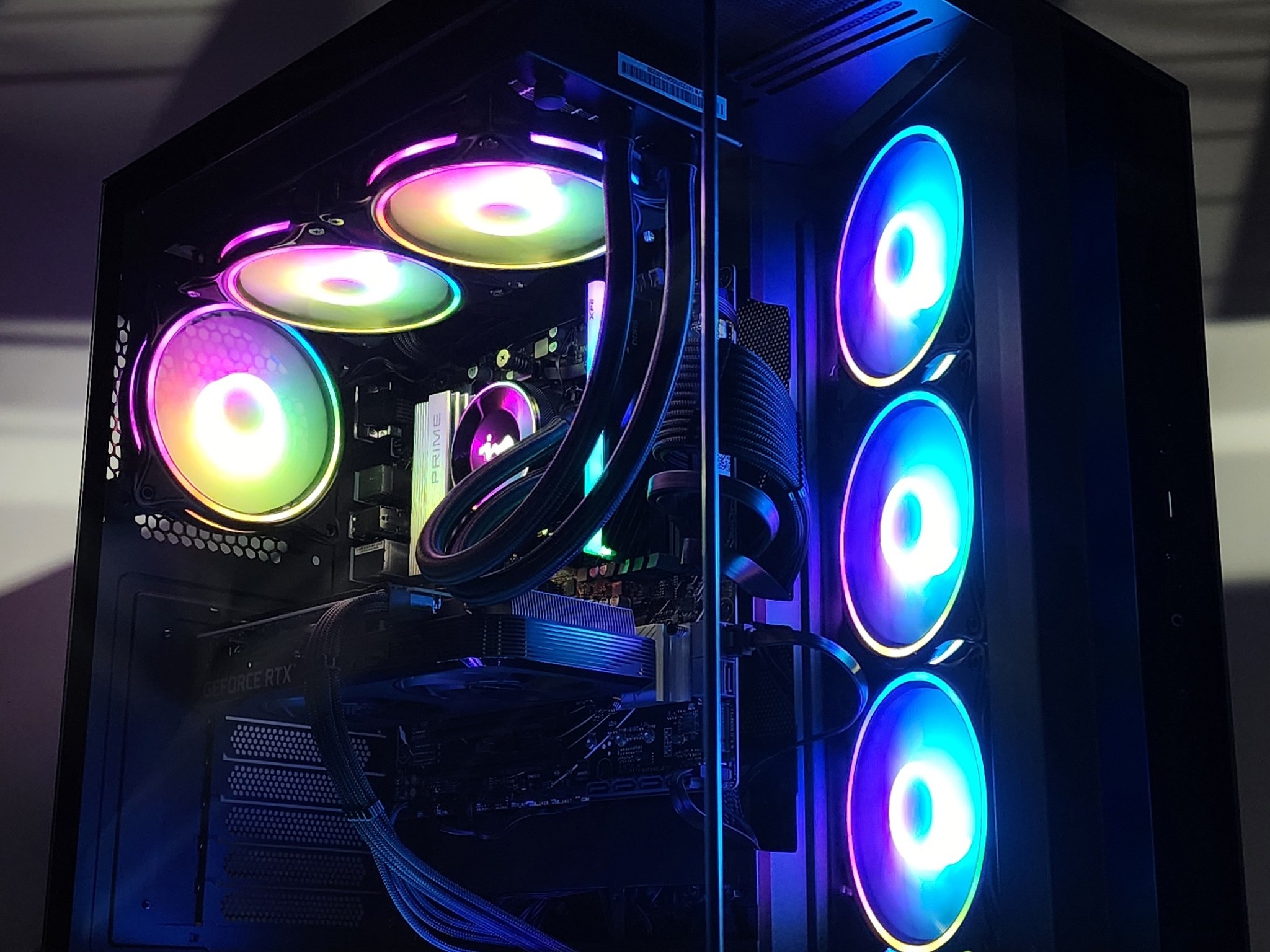 Gaming PC Ryzen 5 7600X 16GB RAM 1TB SSD RTX 3070 8GB Windows 11 Computer