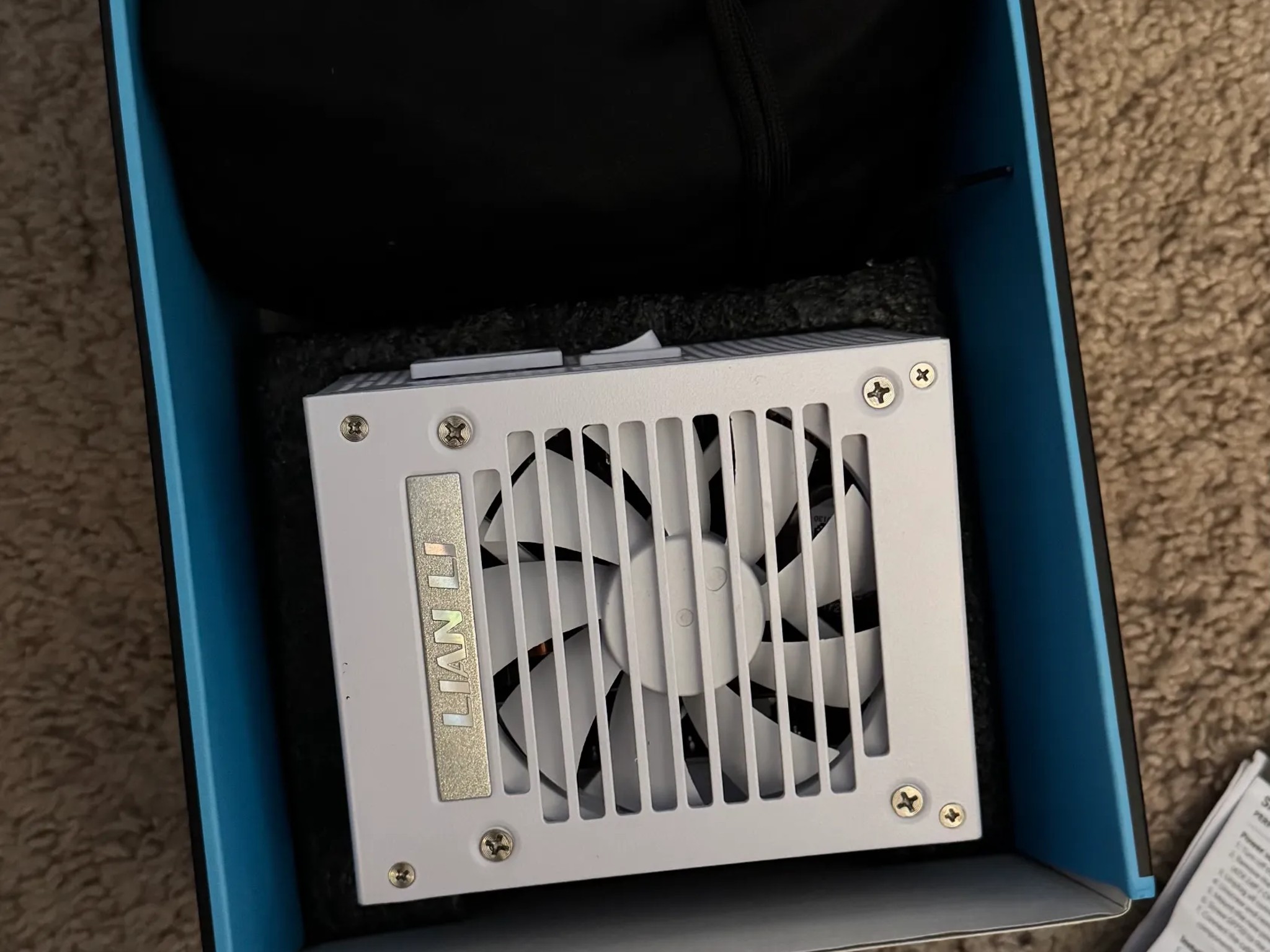 Lian Li SP750 SFX Power Supply