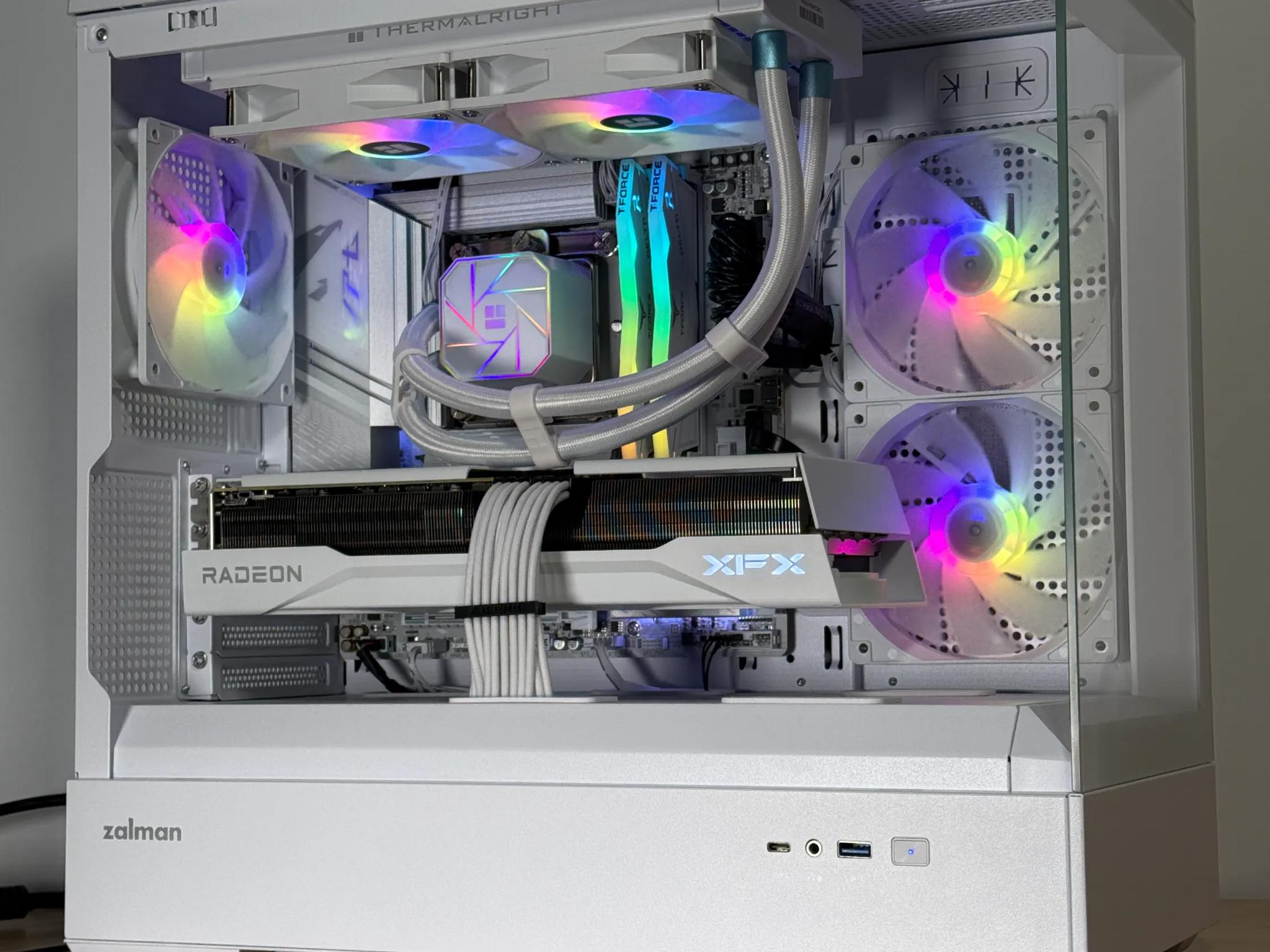 RX 9070 and Intel Core Ultra 7 265k