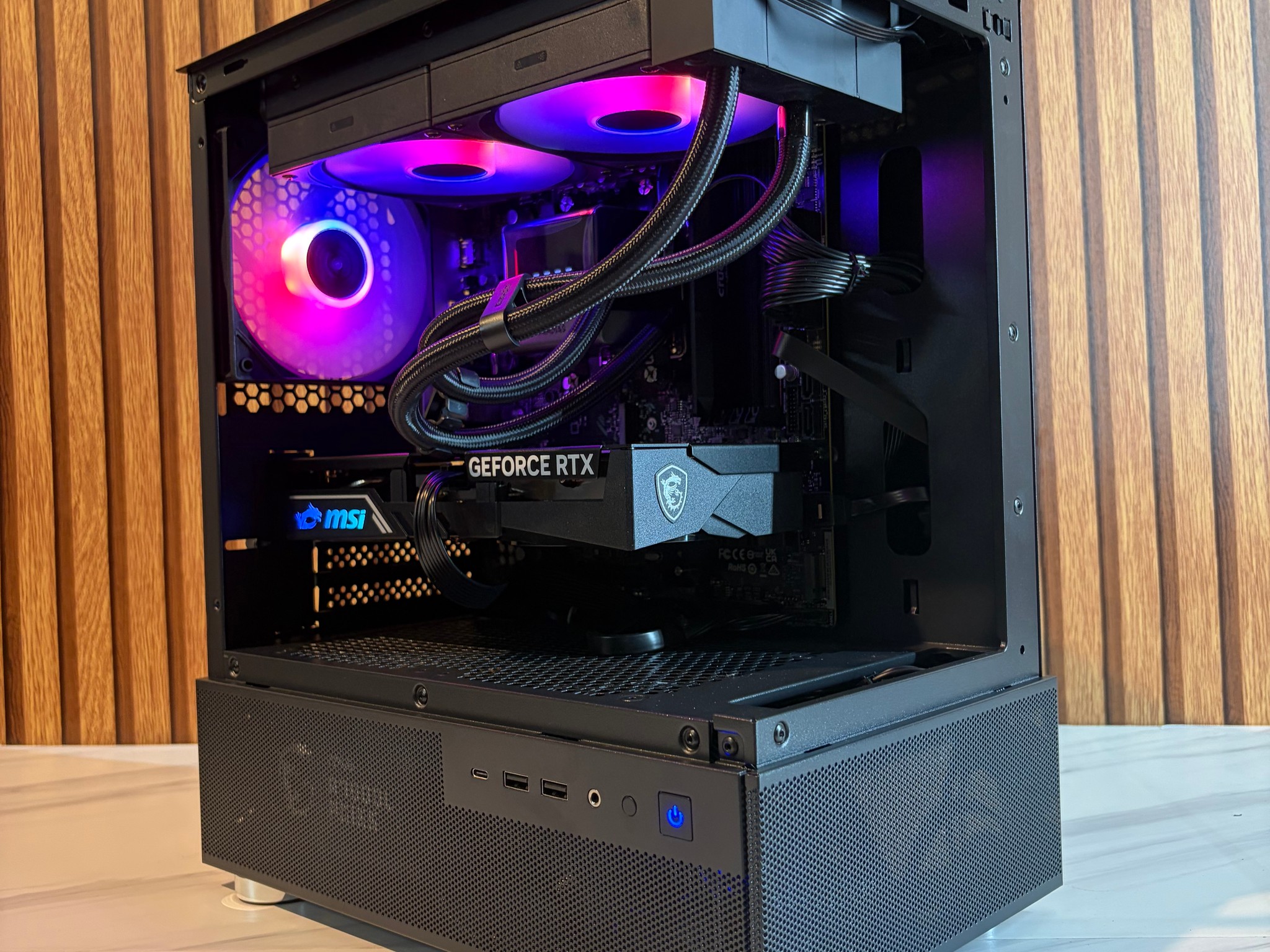 RTX 5060 | RYZEN 5 7500X3D | 16GB DDR5 | 240MM AIO | 500GB SSD | 750W | Windows 11 PRO