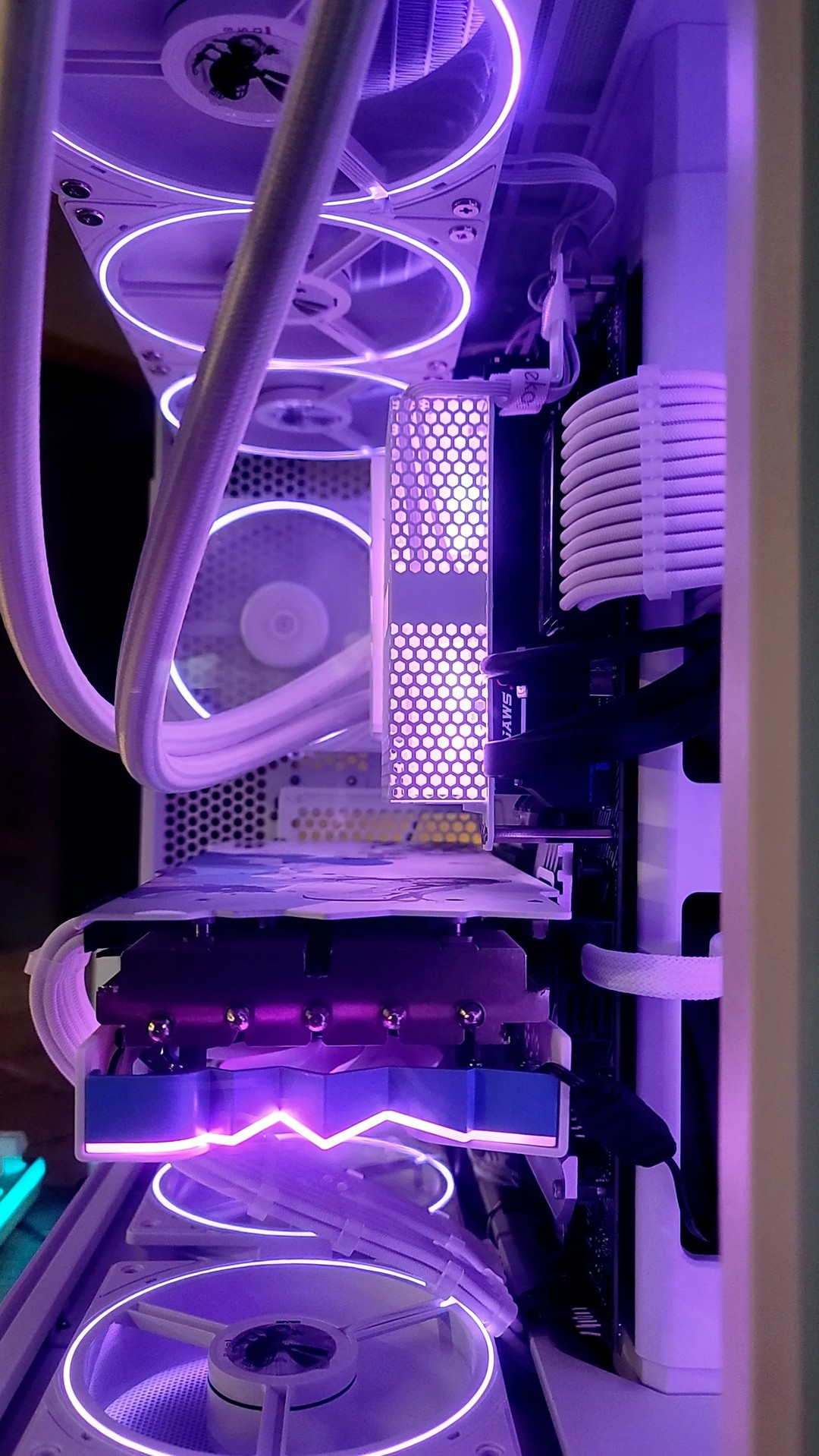 Sakura! i7 12700k, Yeston RX 6800XT, 32Gb DDR5, 360 AIO, WiFi/BT