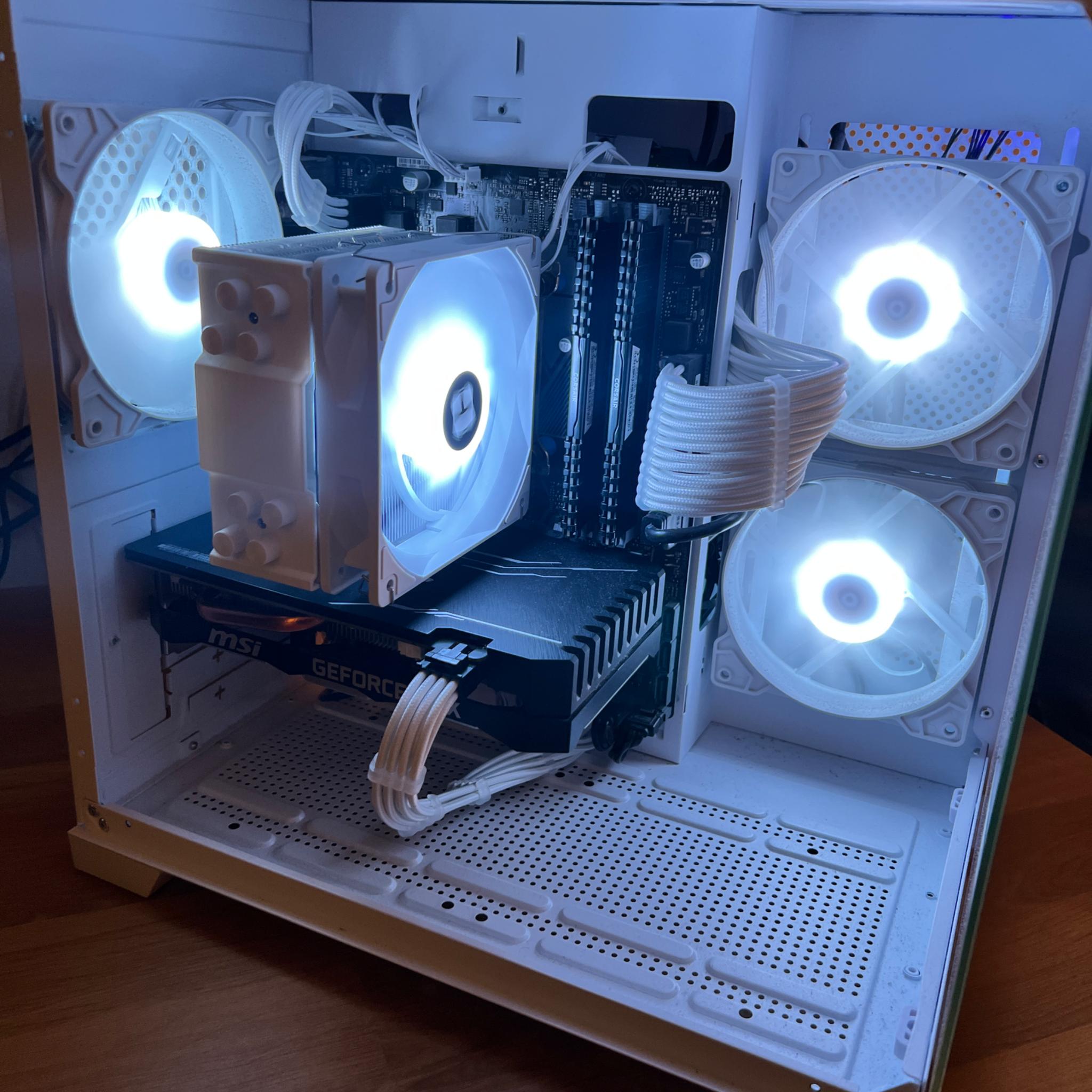 Budget Gaming PC ❄️☃️ | 1660 super | Intel i5 | 16gb ram