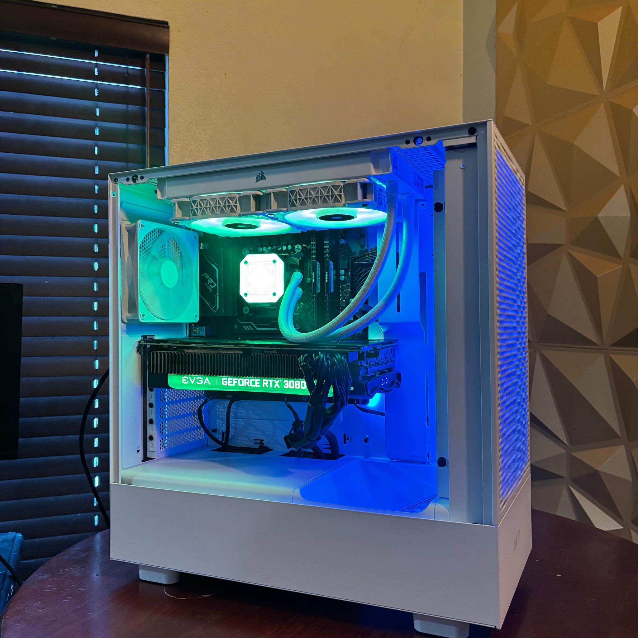 GeForce RTX 3080 Ti Custom Gaming PC - Core i7-13700F