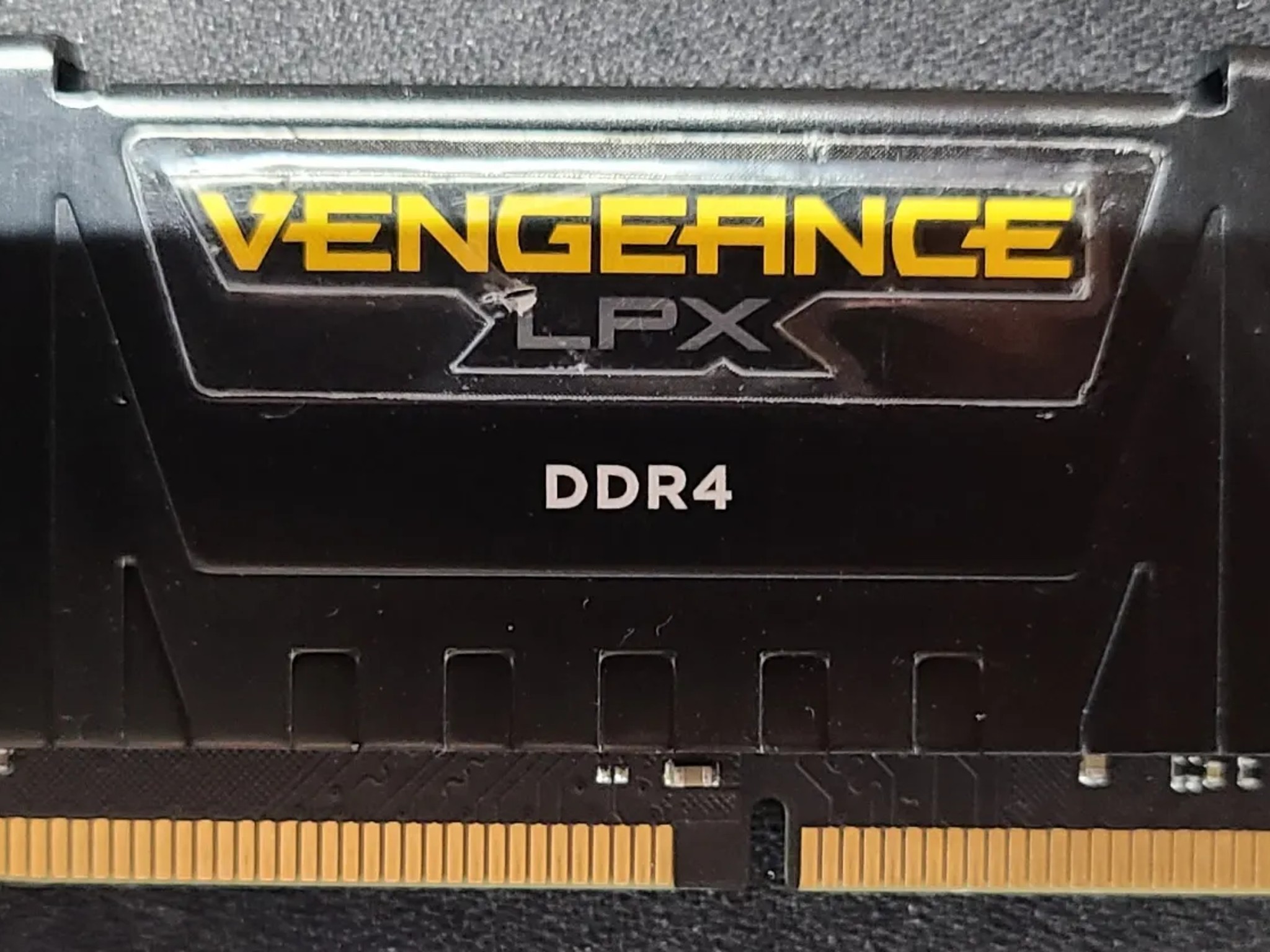 Corsair DDR4 8GB RAM 1Stick