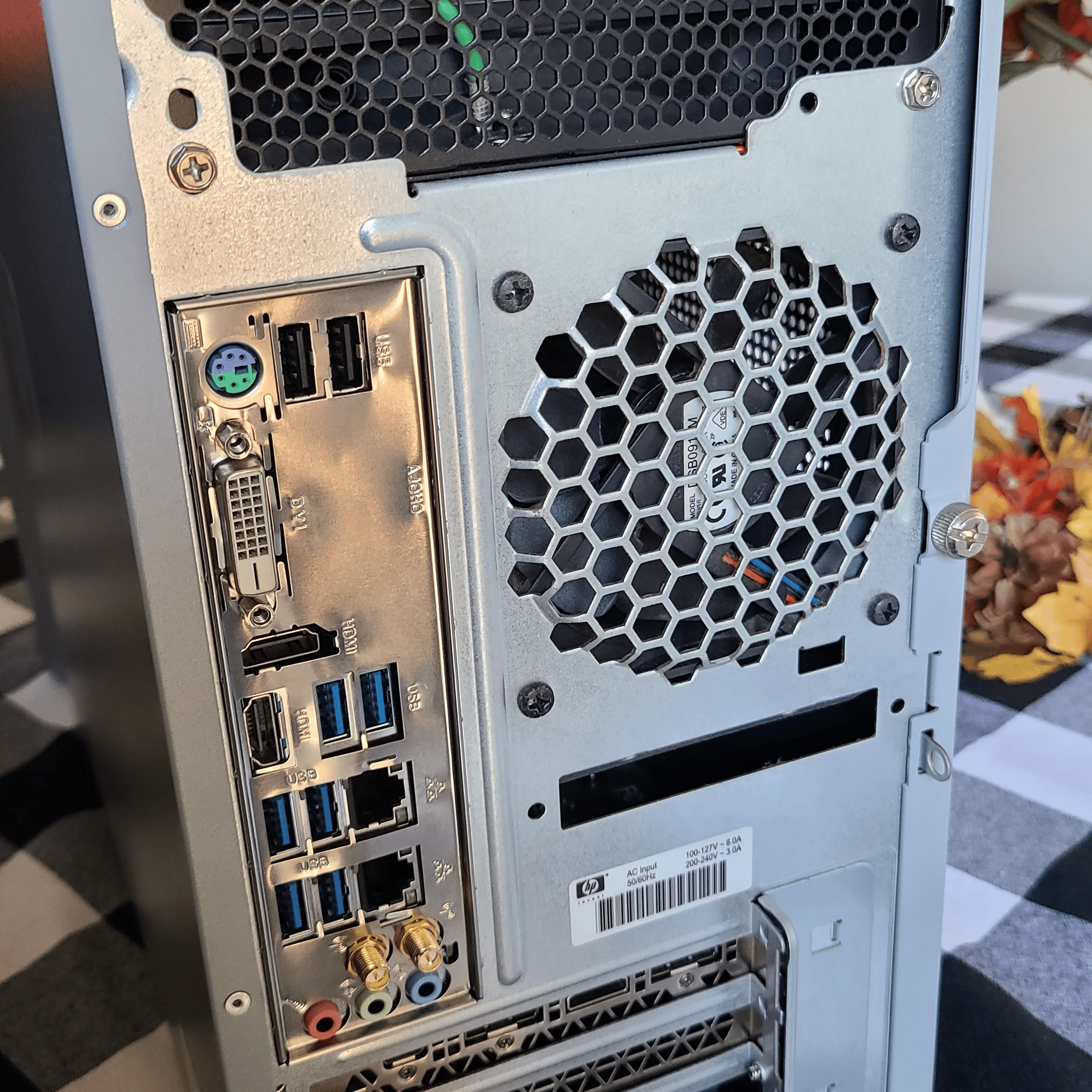 Custom Built Sleeper HP! Pentium G4560 + RTX 2070!