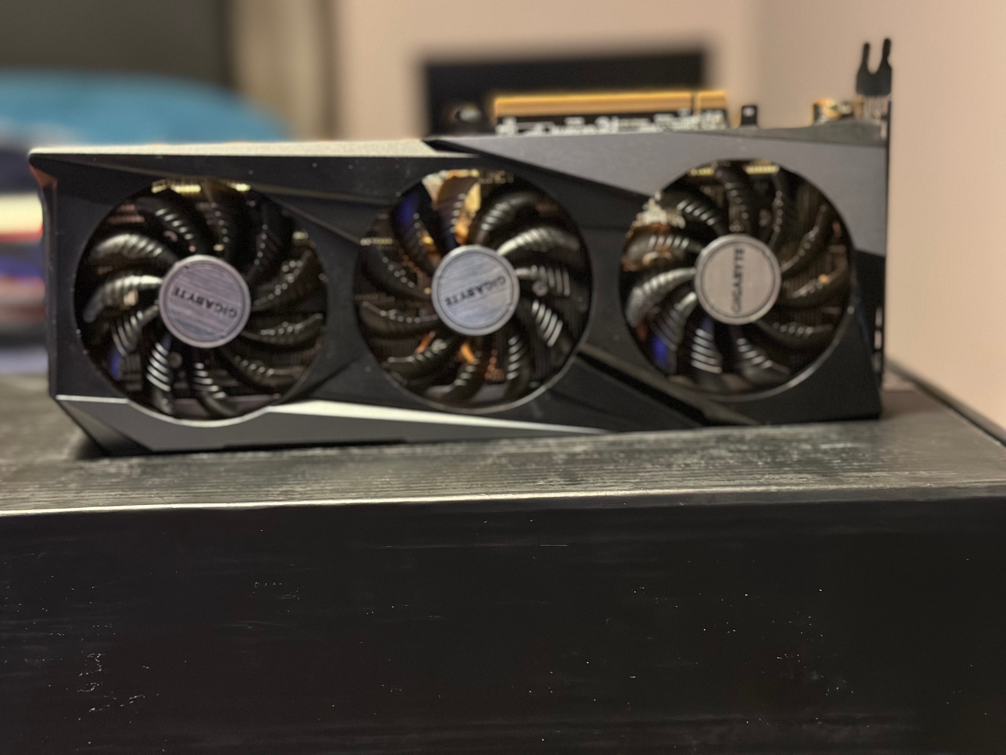 GIGABYTE GAMING OC Radeon RX 6700 XT
