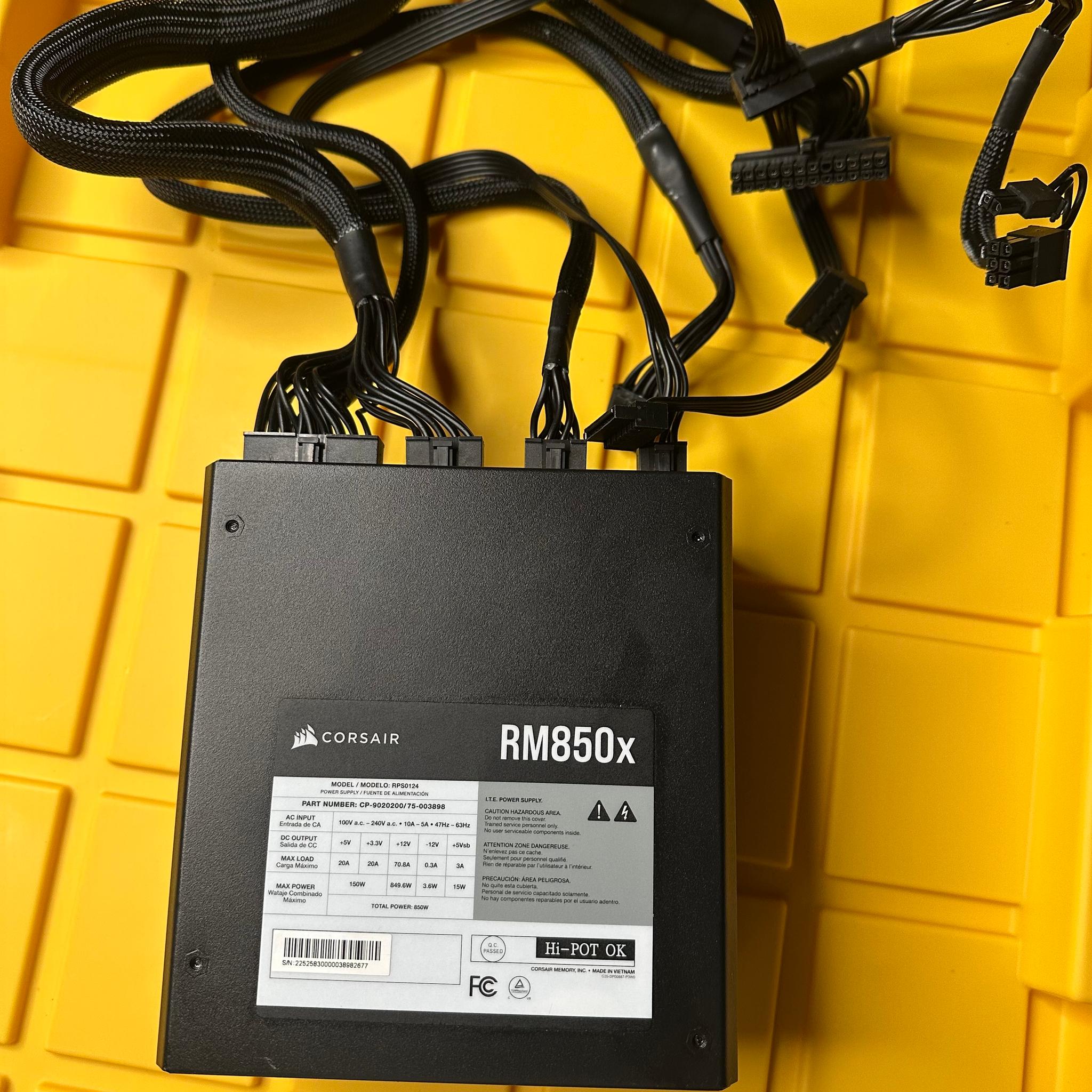 Corsair RM850x RPS0110 80 Plus Gold 850W Fully Modular Power Supply