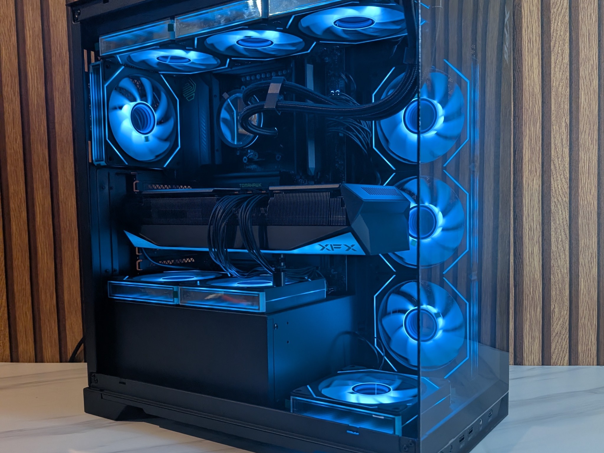 XFX 9070XT 16GB | RYZEN 7 9800X3D | 32GB DDR5 | 2TB NVME | 360MM AIO | 850W