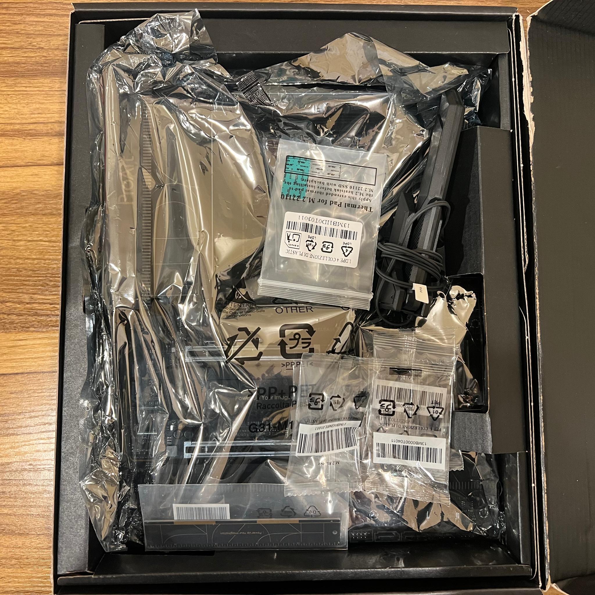 ASUS ProArt X870E-CREATOR WiFi AMD AM5 X870E ATX Motherboard PCIe 5.0 x16