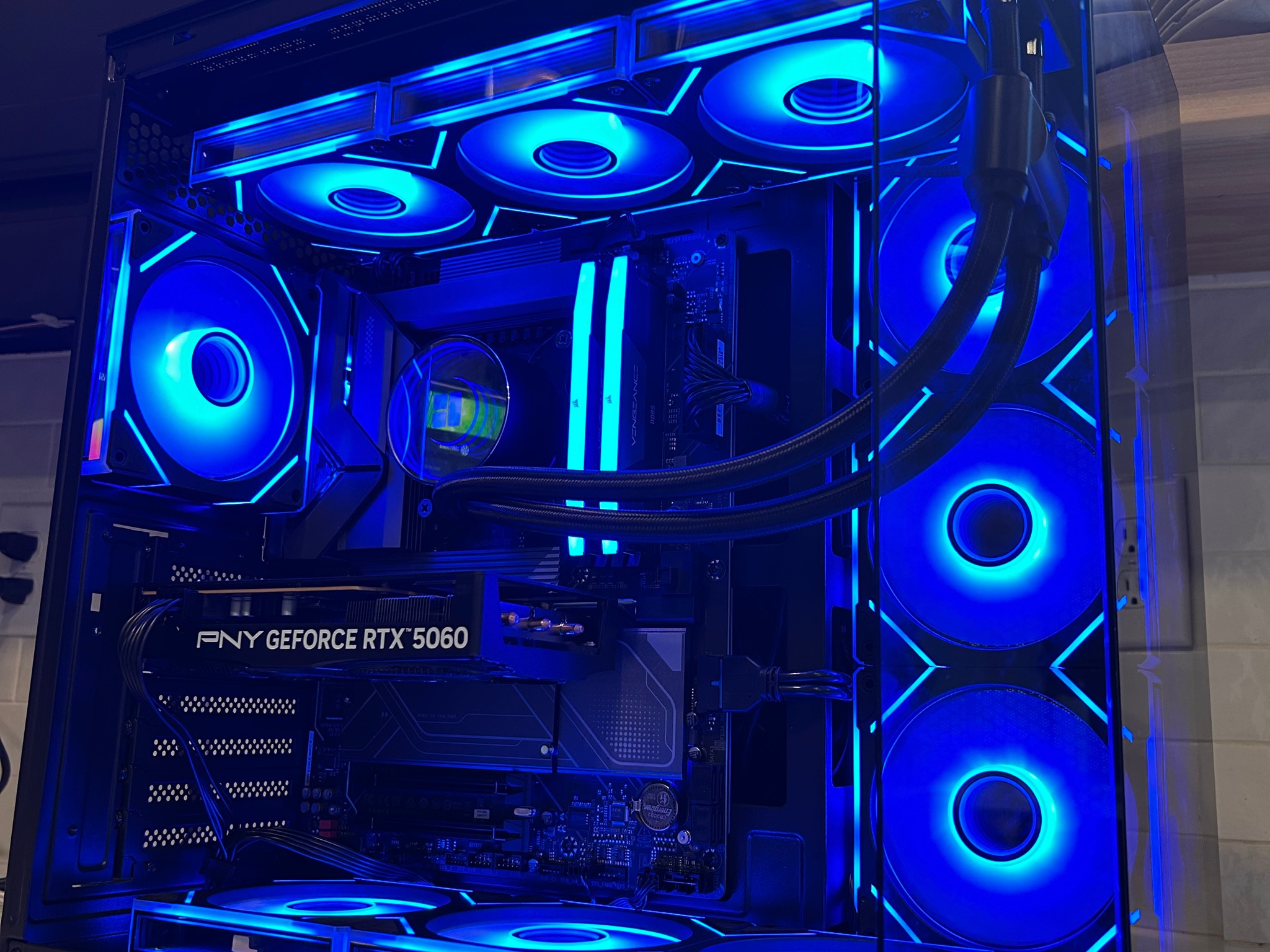 High end gaming pc ready to play