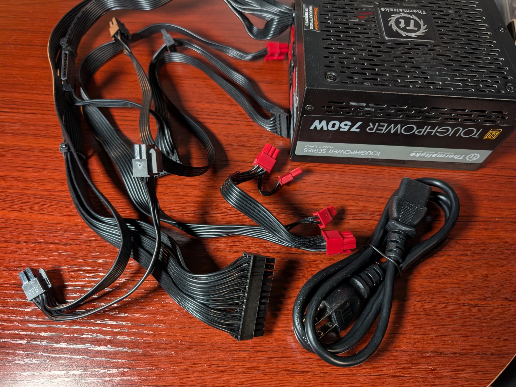 Thermaltake Toughpower 750W Gold PSU
