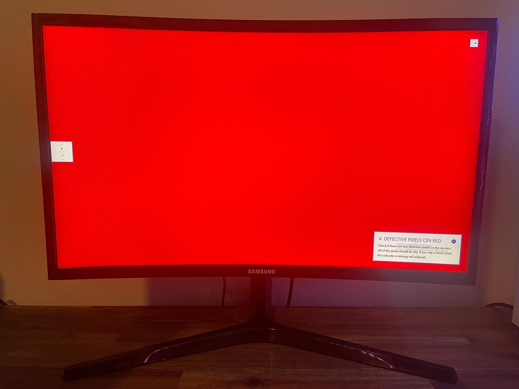 SAMSUNG 24" Curved 1080p Monitor