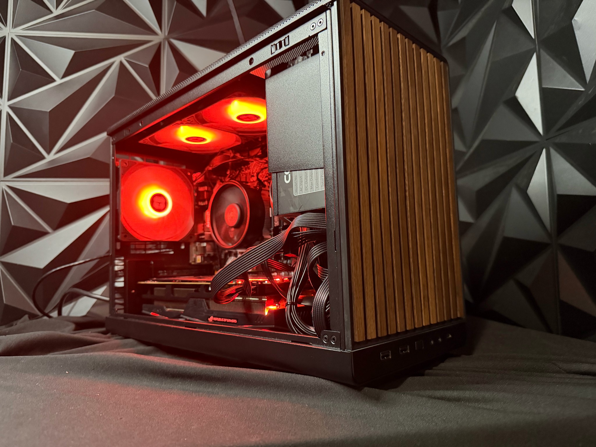 🌑🌲 DARK WOOD 5557 🌲🌑Ryzen 5 5500| RX 5700XT| 16 GB DDR4| 1.5 TB SSD| 650W PSU