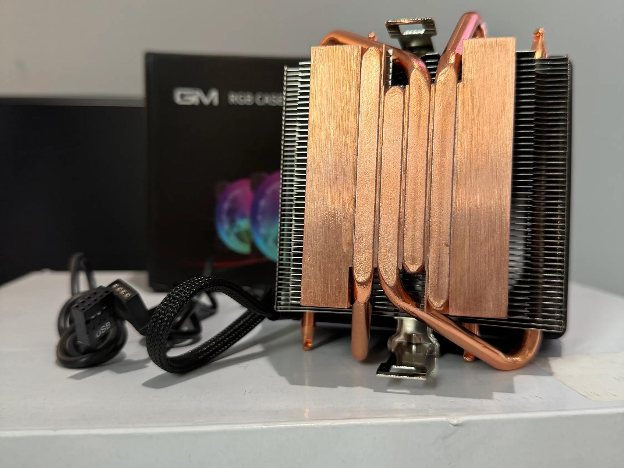 AMD Wraith Prism RGB | Stock Air Cooler