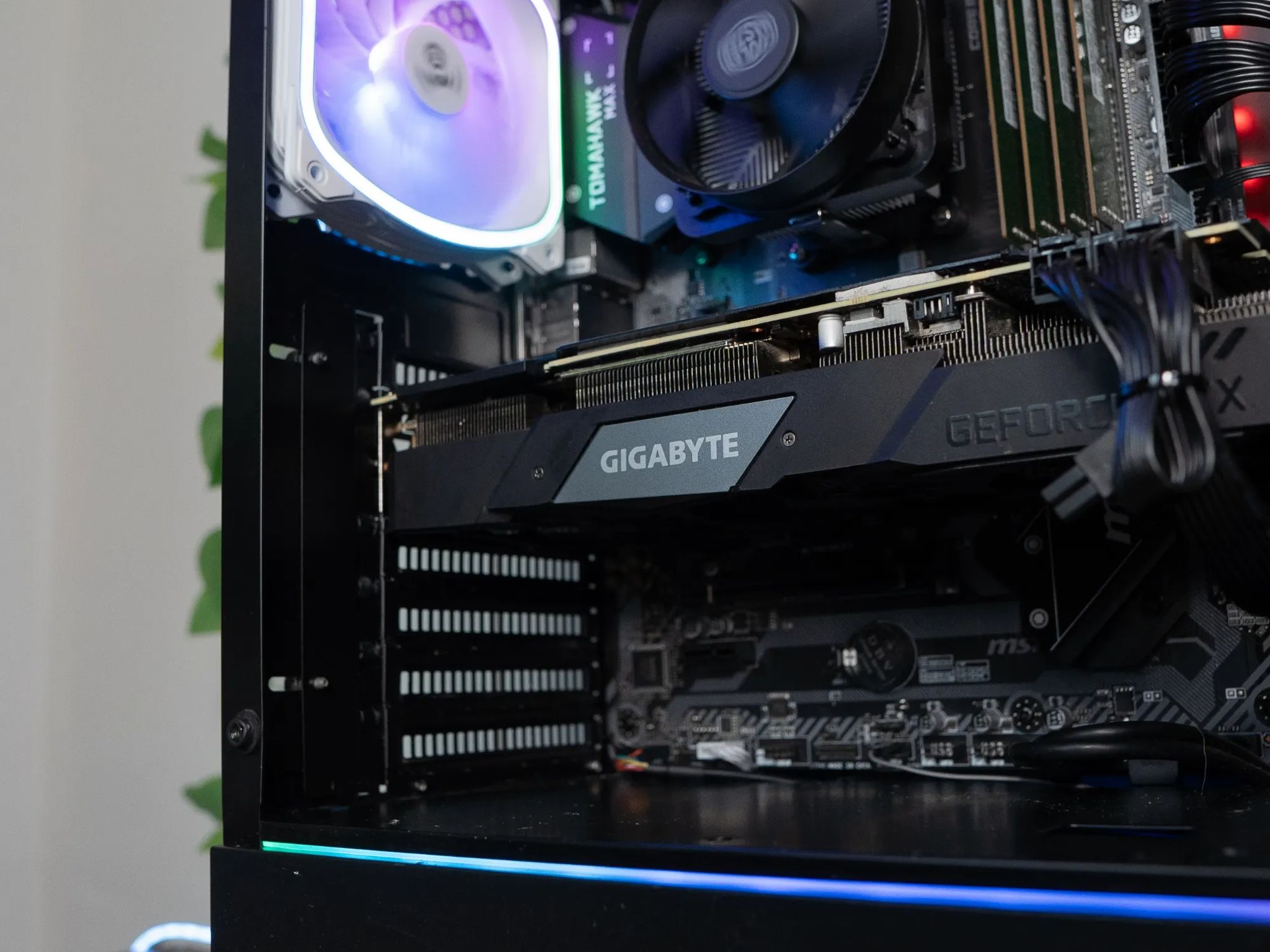 🍬🛸 | Gigabyte RTX 2080 SUPER 8GB | RYZEN 7 2700X | 32GB DDR4 RAM | 2.5TB | CyberPowerPC
