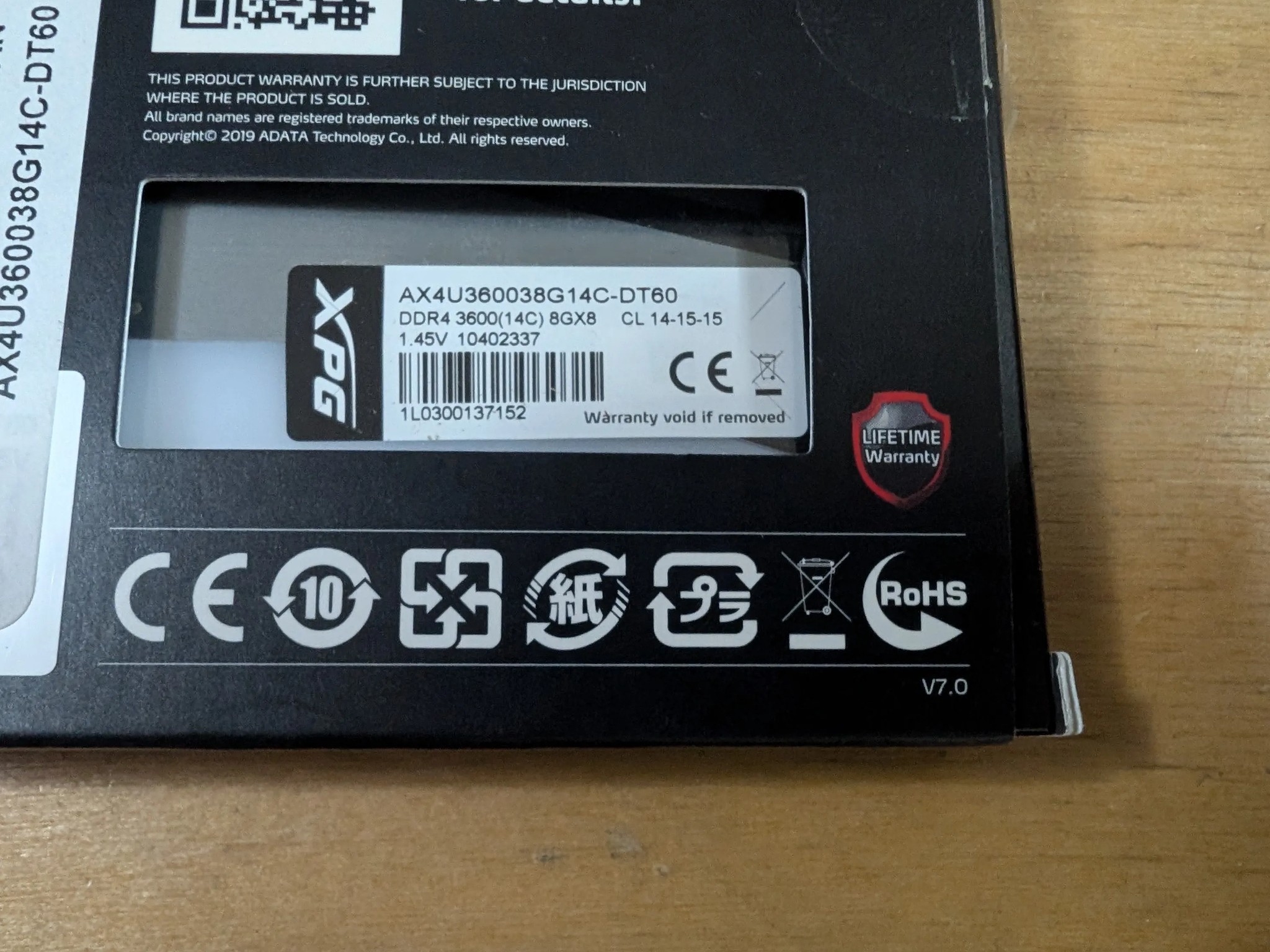 16GB DDR4 3600mhz CL14 RGB XPG Spectrix D60G 1.45v