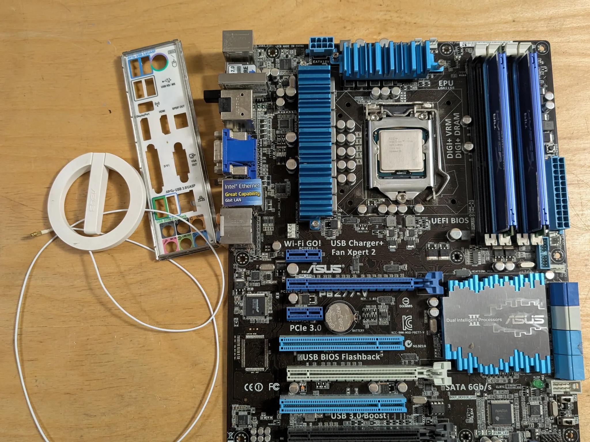 *READ* Asus Z77 motherboard / Intel Core i7 3770K / 12GB DDR3