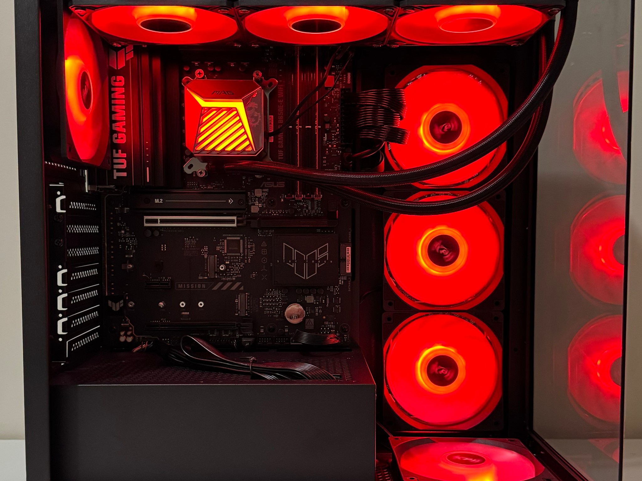 AMD X3D Ryzen 5 7500X3D 32GB DDR5 RAM 1TB Gen5 NVMe SSD ASUS B650E-E TUF MONTECH 850W Barebone PC