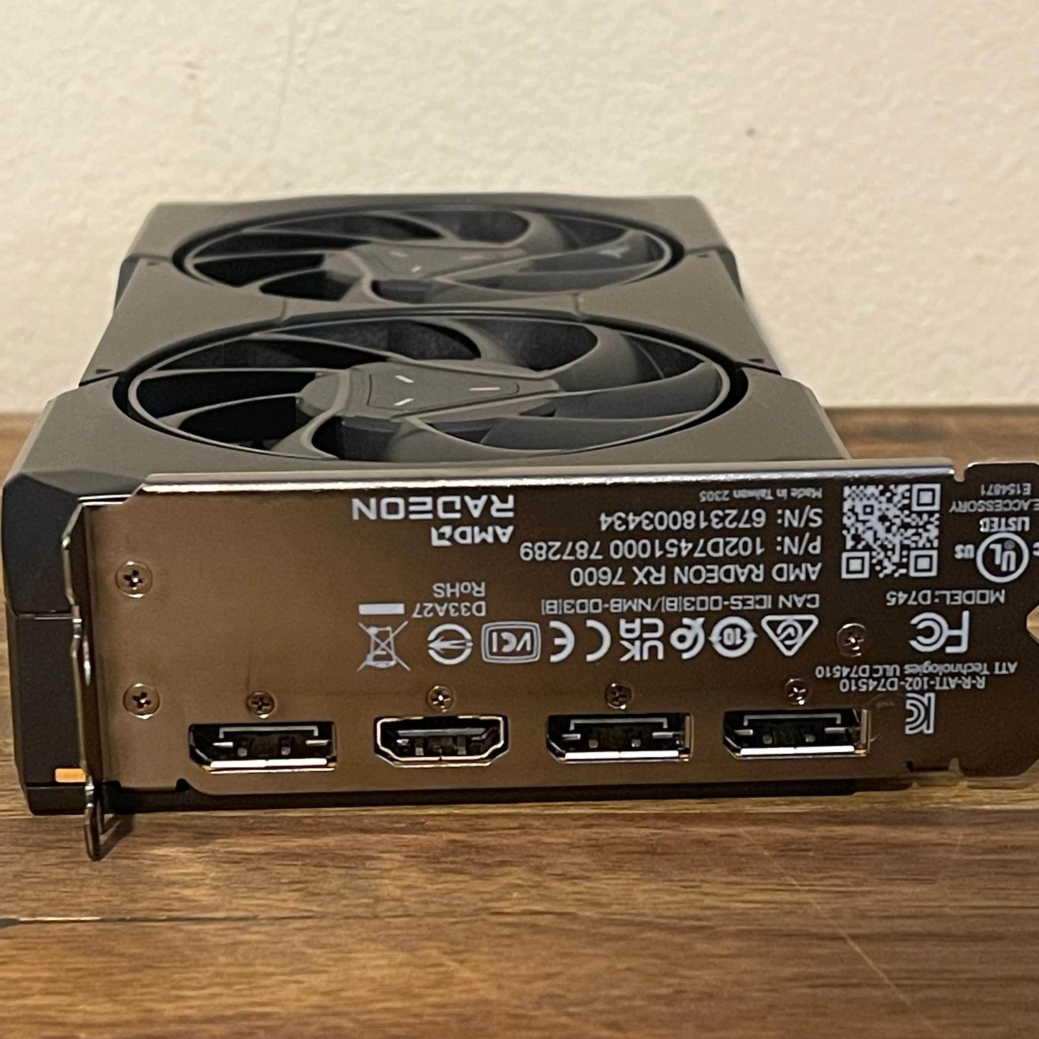 AMD Radeon RX 7600 8GB