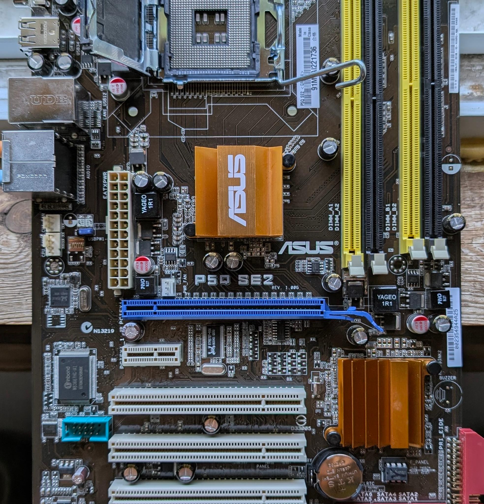 Asus P5q Se2  Socket 775 Retro Beast !
