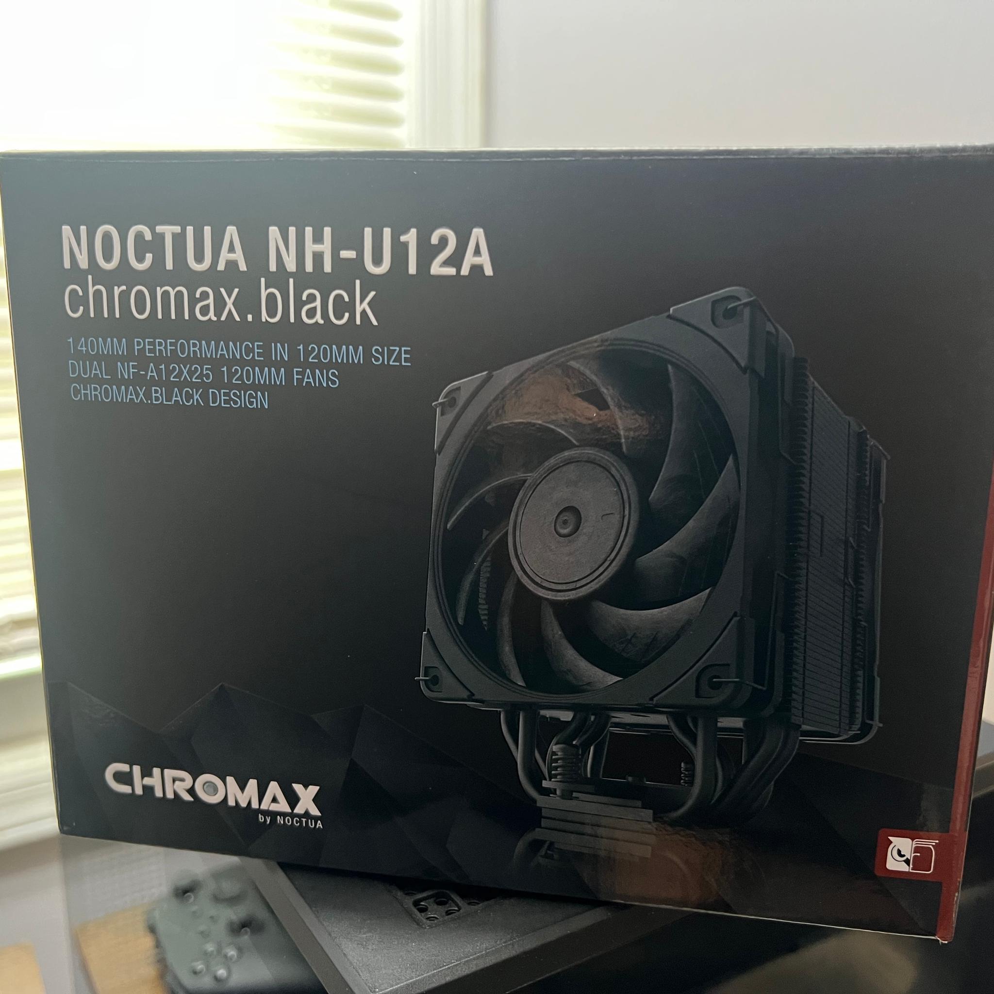 Noctua NH-U12A chromax.Black, 120mm Single-Tower CPU Cooler (Black)
