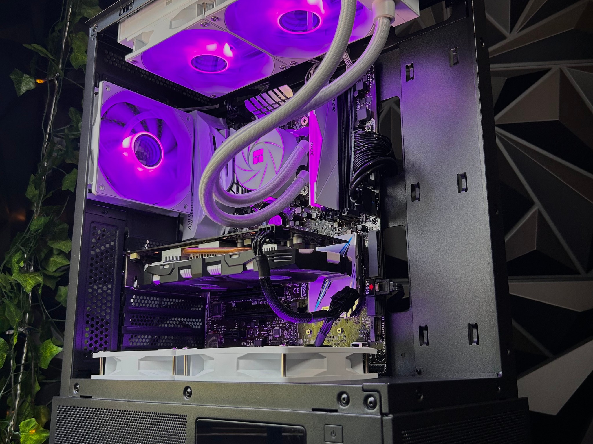 Intel i7 | GTX 1060 6GB | 16GB DDR4 | 500GB SSD | Digital Display | Water Cooled!