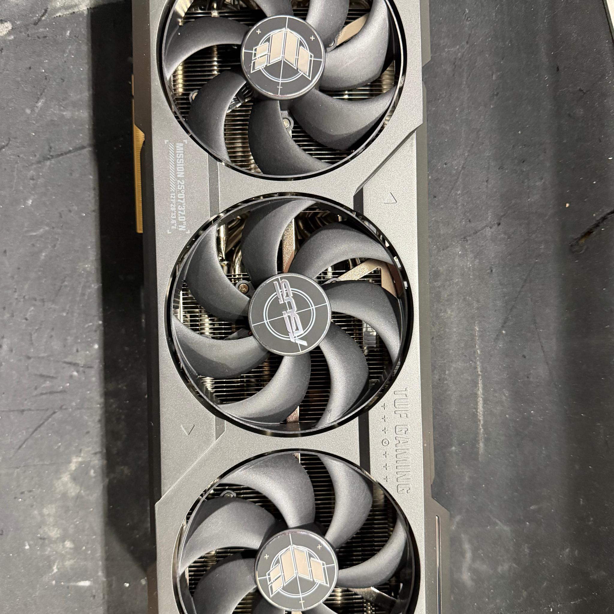 ASUS TUF Gaming GeForce RTX 4080 SUPER w/ Minor Cosmetic Damage