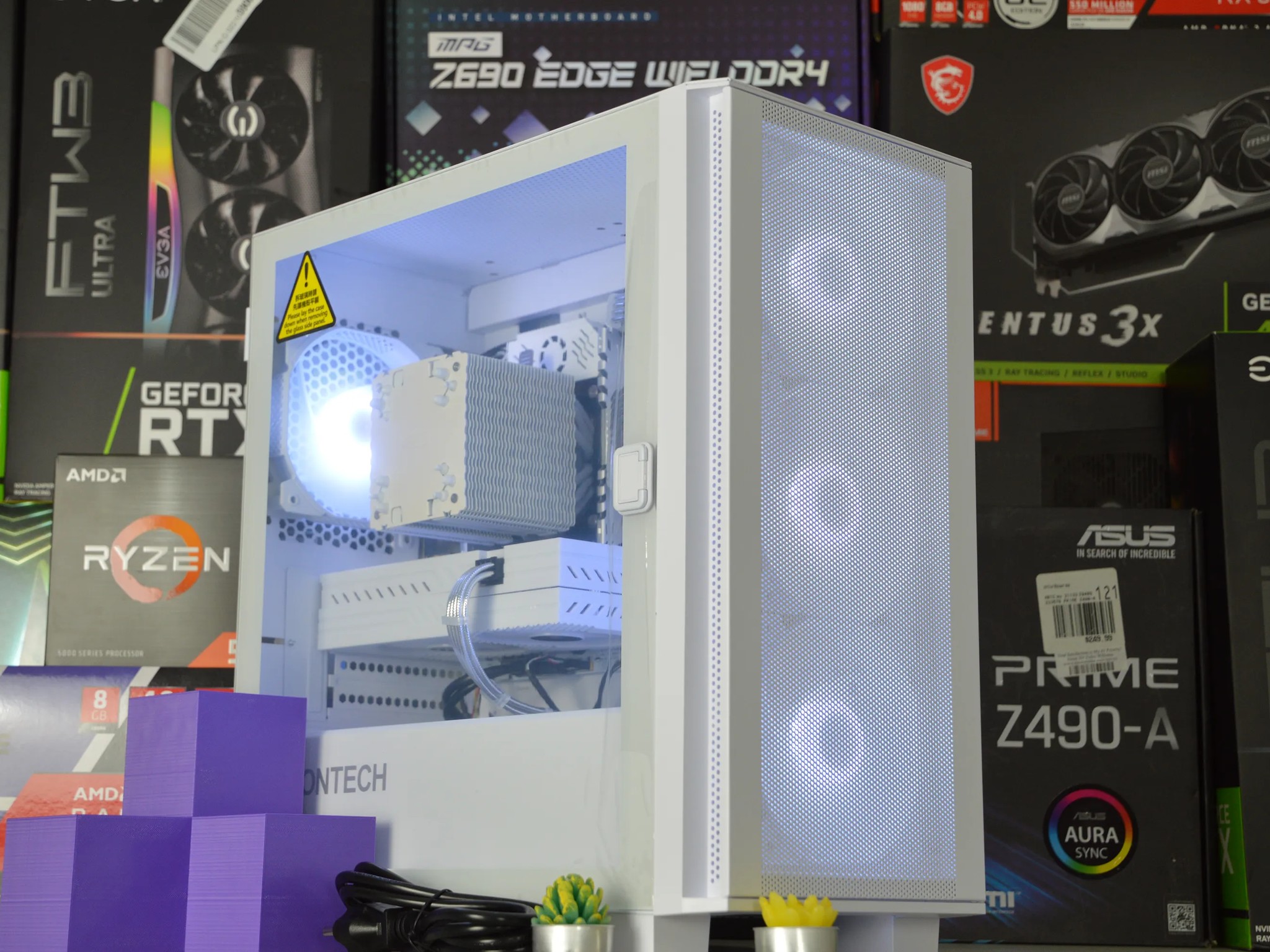 ⚪⚪| RX 580 8GB | INTEL XEON E5 2670 V3 | 16GB RAM | 512GB SSD + 1TB HDD | White-Out |