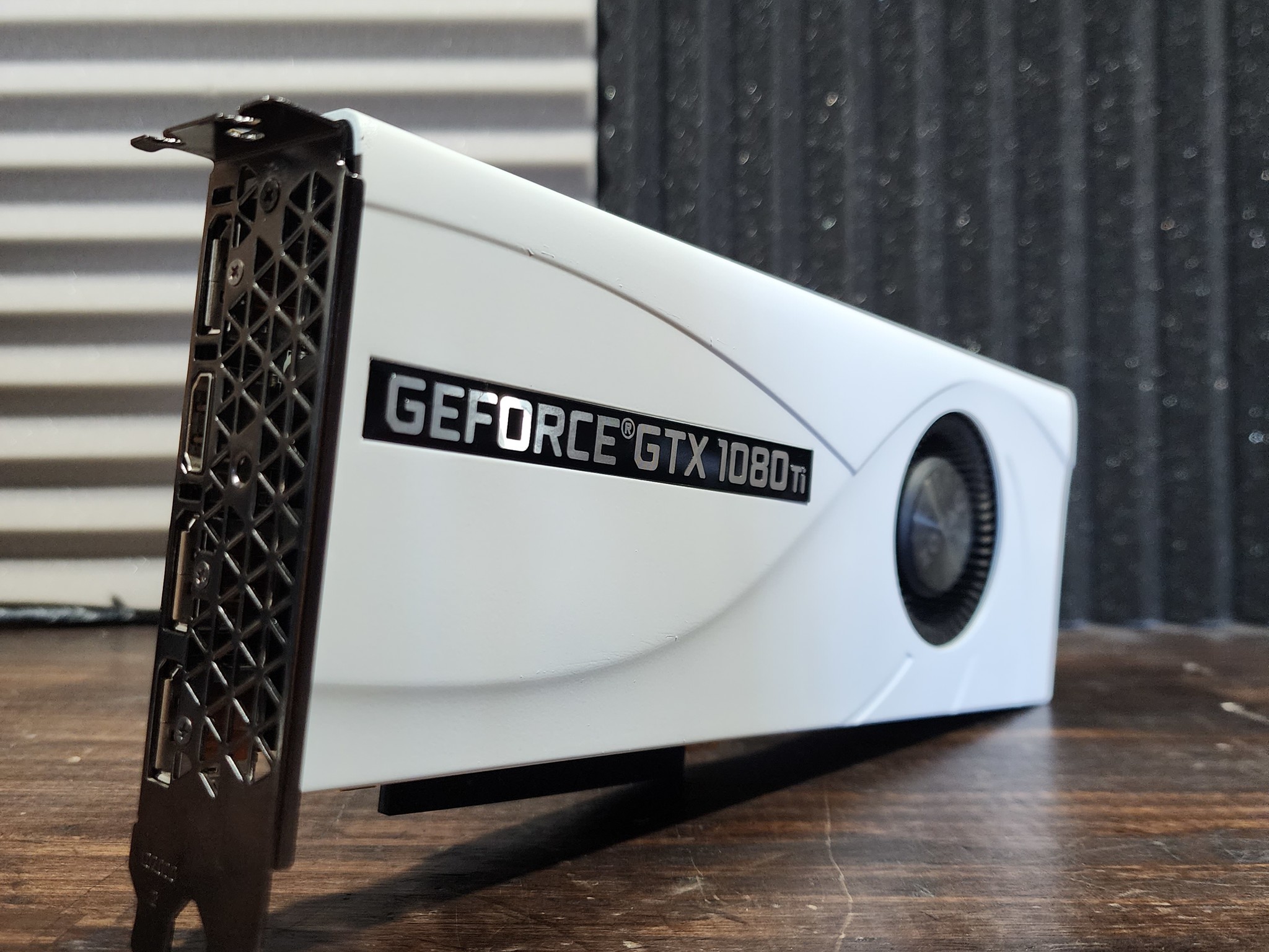 🥶🤍🥶 Zotac GTX 1080Ti // AMD Ryzen 3 3300X // Gloway 16GB 3200MHz