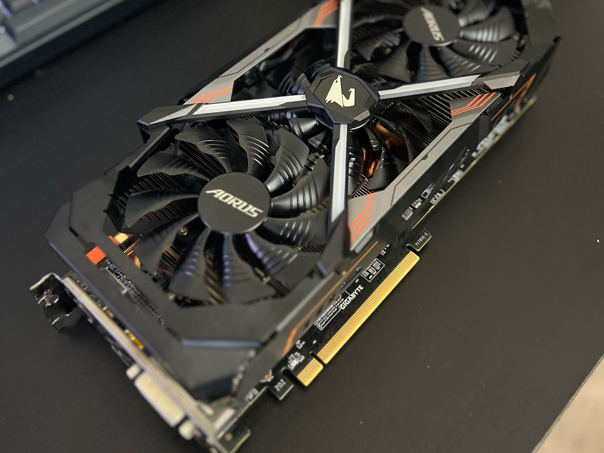 AORUS GeForce® GTX 1080 Ti 11GB (GV-N108TAORUS-11GD)