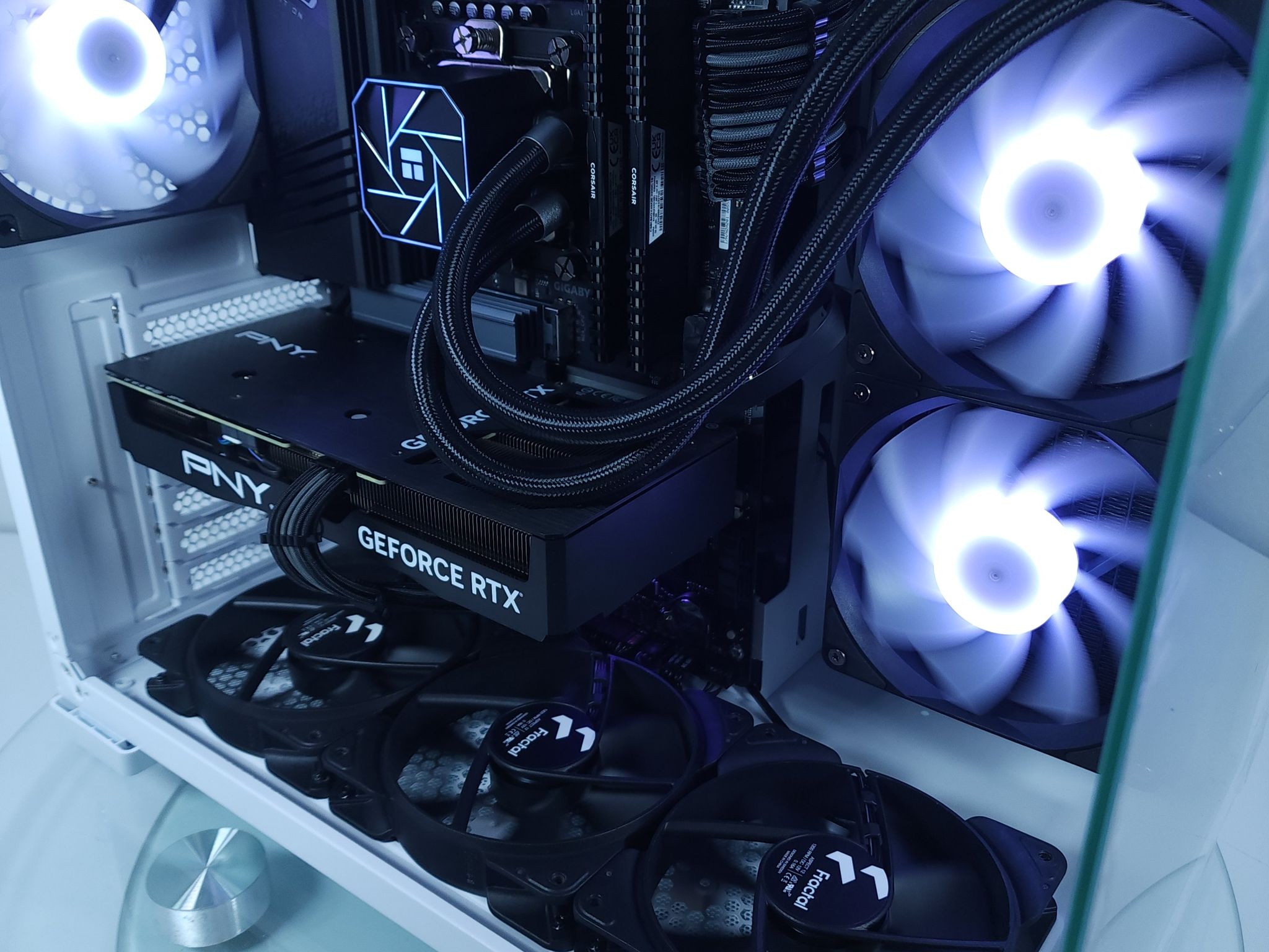 🤍RTX 4070 Super●Core i7 12700KF●1440p Gaming Computer