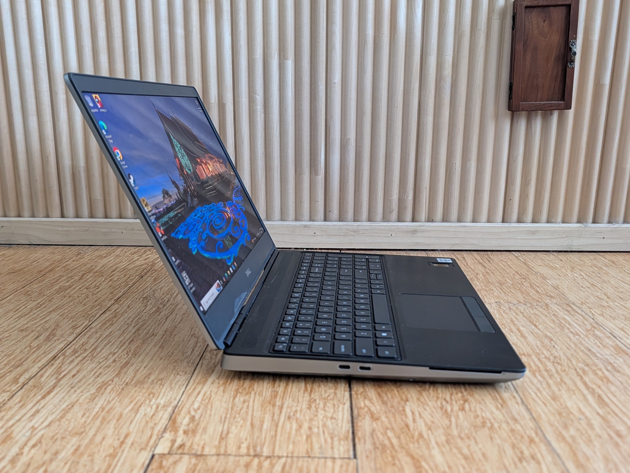 Dell Precision Laptop | I5 10400H | T2000 (1650 TI M) | 16GB | 256 GB |