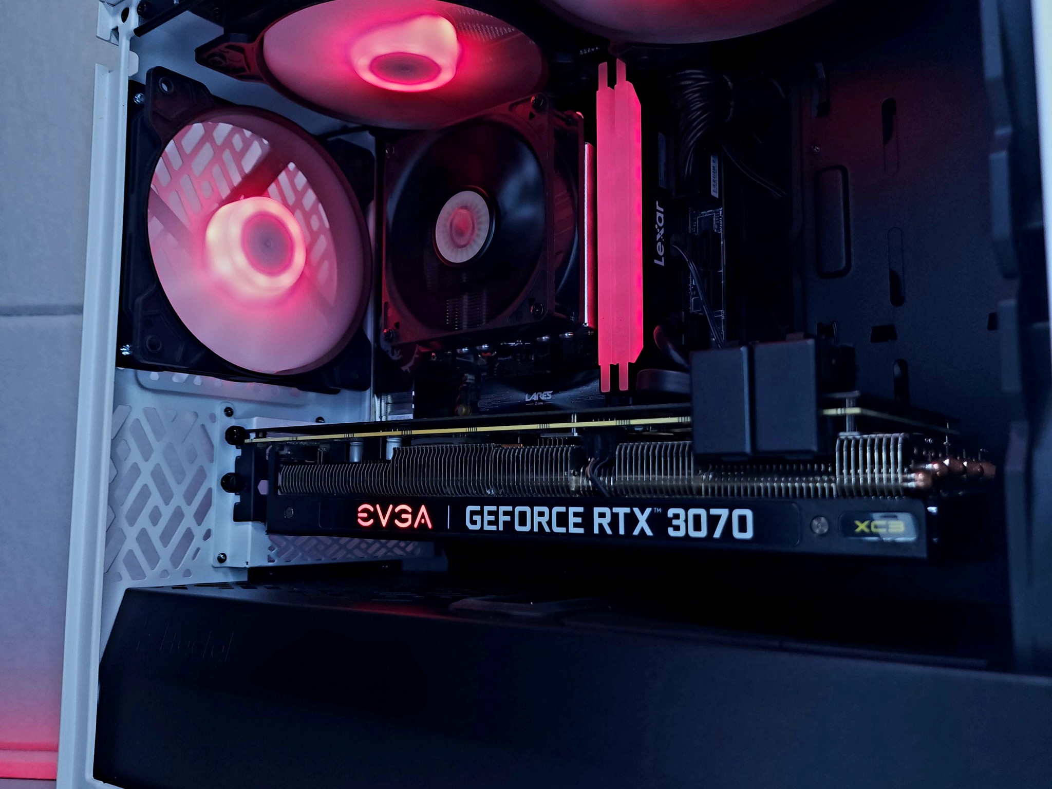 ❤️🤍 RTX 3070 // Core i7 10700 // 16GB 3600MHz // 1TB NVMe Gen 3