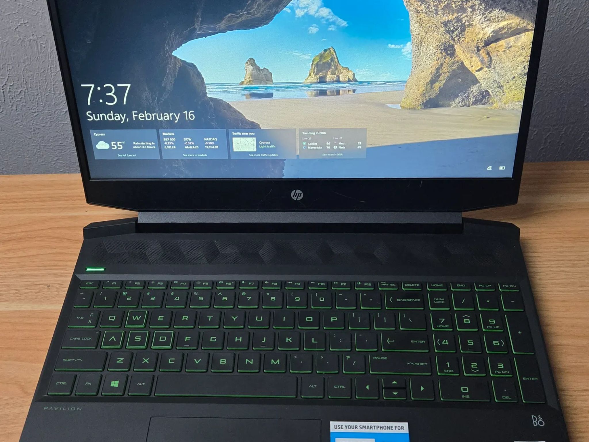 HP Gaming Laptop 15.6" - GTX 1650 + Ryzen 5 4600H