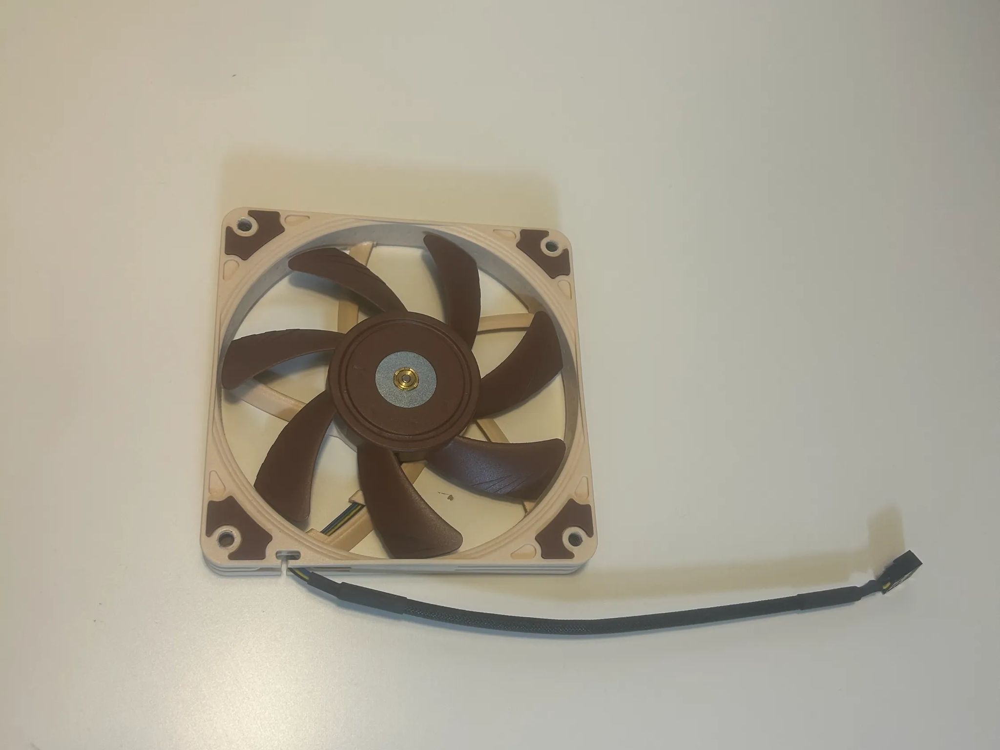 ITX PC Combo - i7 9700K, ROG STRIX Z390-I, 32GB Crucial Ram, Noctua LP Cooler