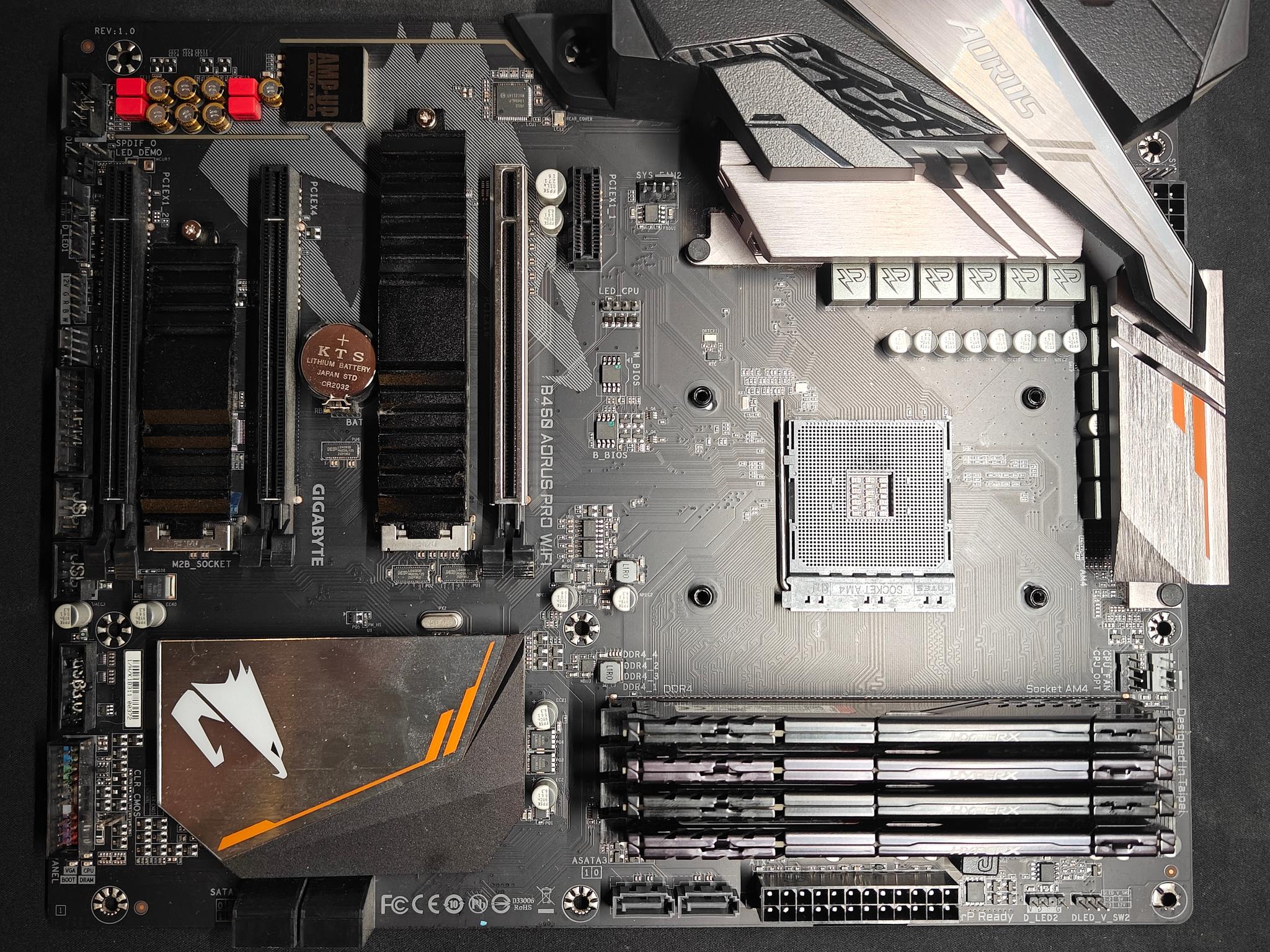 Gigabyte B450 AORUS Pro WiFi AM4 Motherboard & 16GB DDR4 RAM