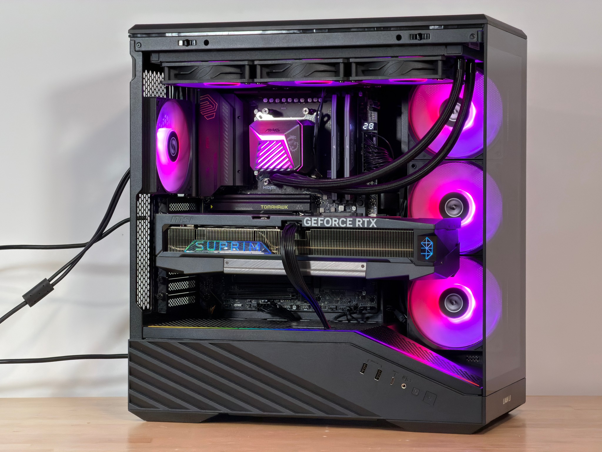 RTX 5090 Suprim Ryzen 7 9800x3d Gaming PC