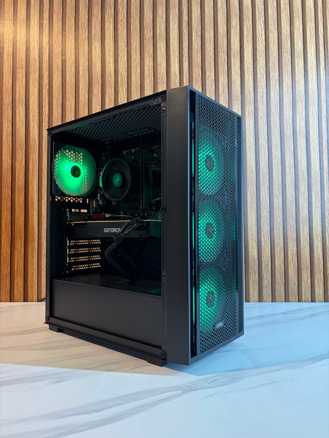RTX 2070 | Ryzen 5 5500 | 16 GB ddr4 ram | 500GB SSD | 450W | Jawa